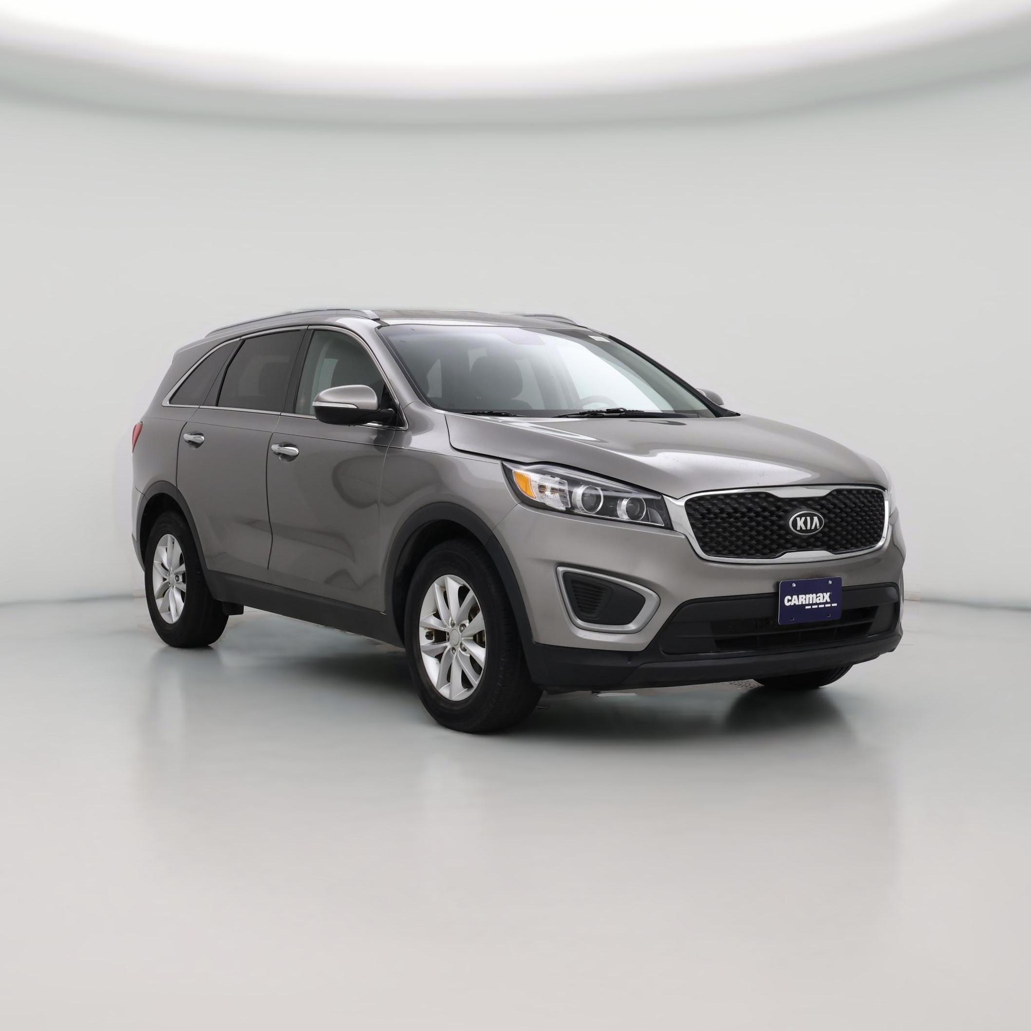 Thumbnail: 2016 Kia Sorento - 1