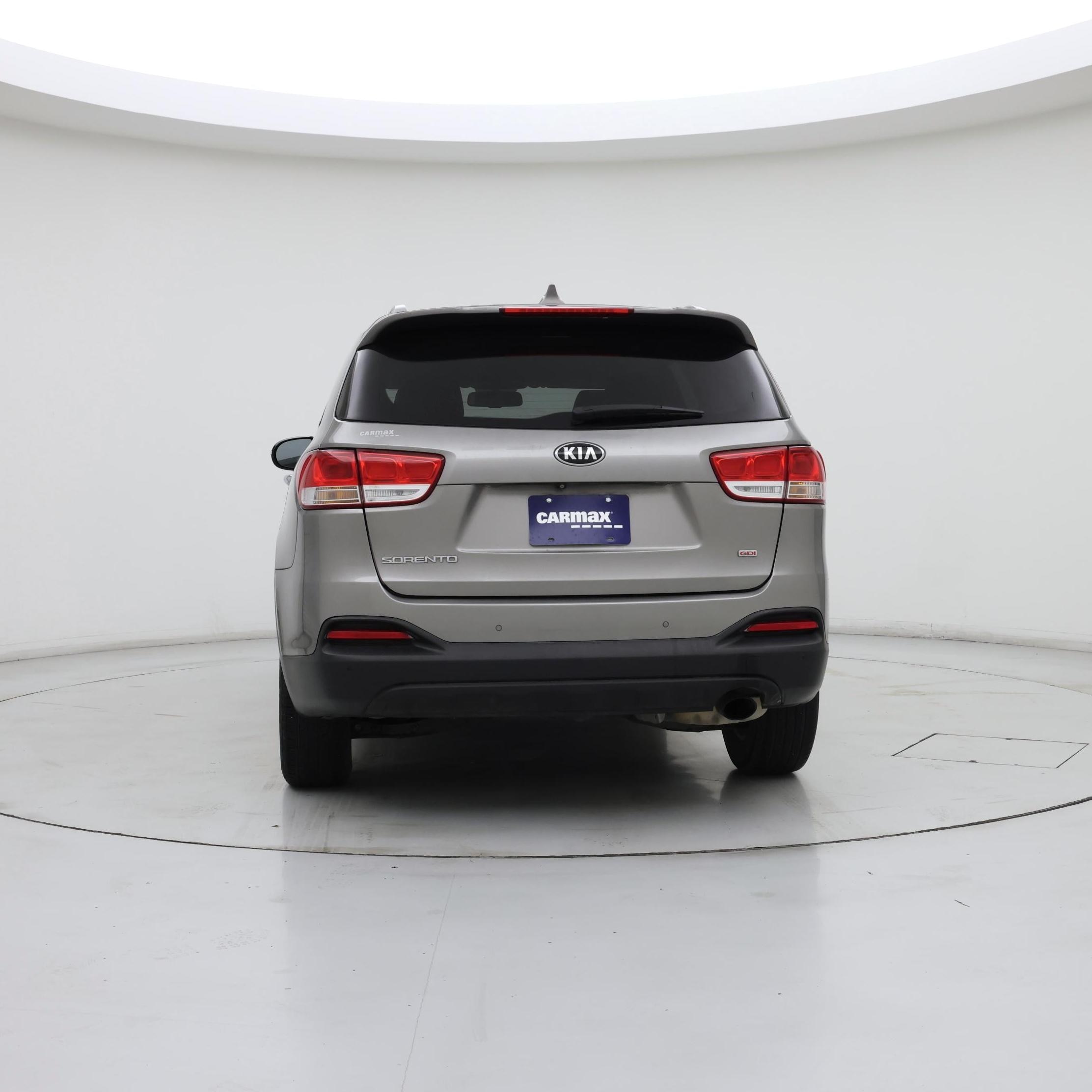 Thumbnail: 2016 Kia Sorento - 6