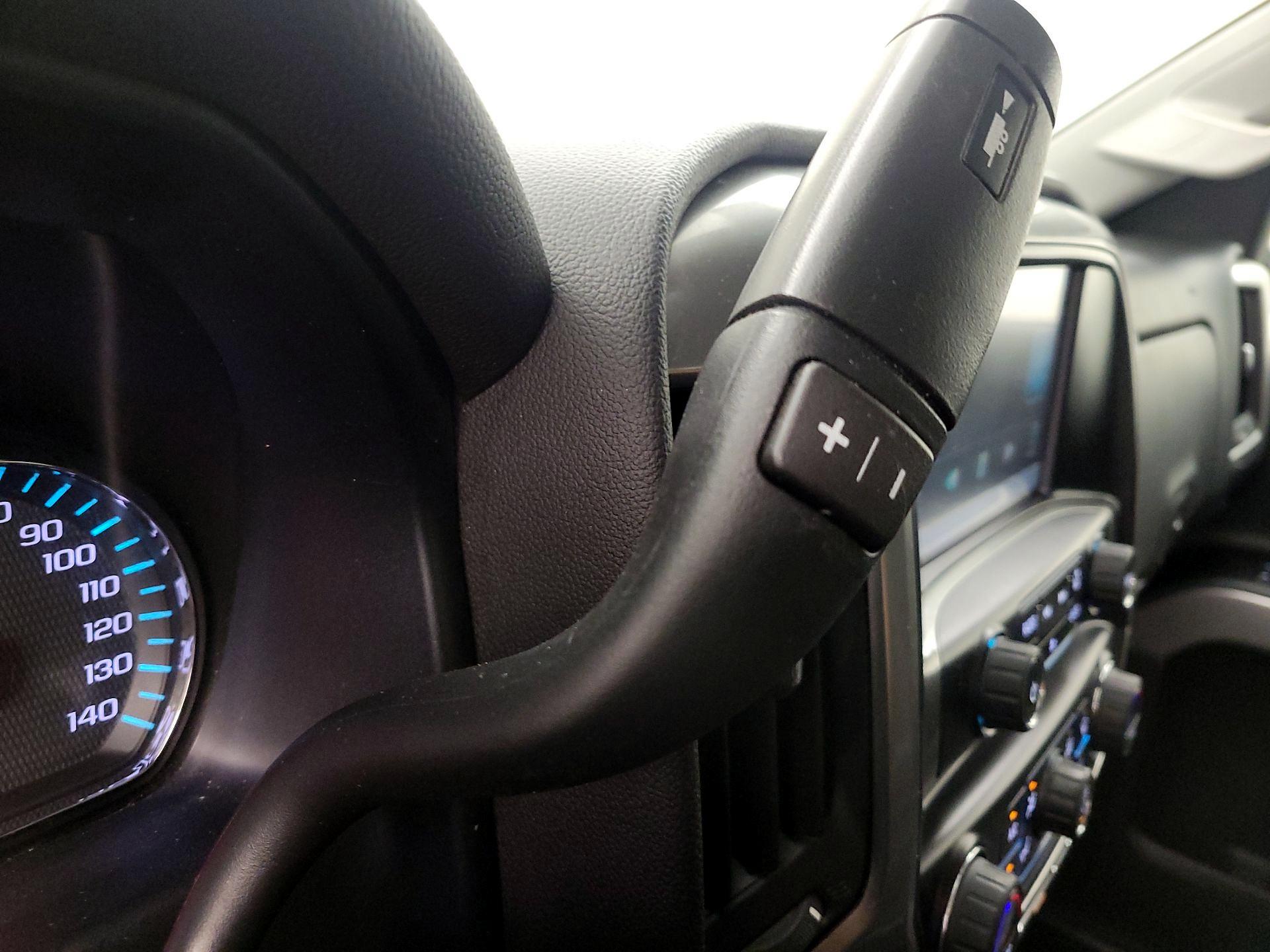Thumbnail: 2015 Chevrolet Silverado 1500 - 17