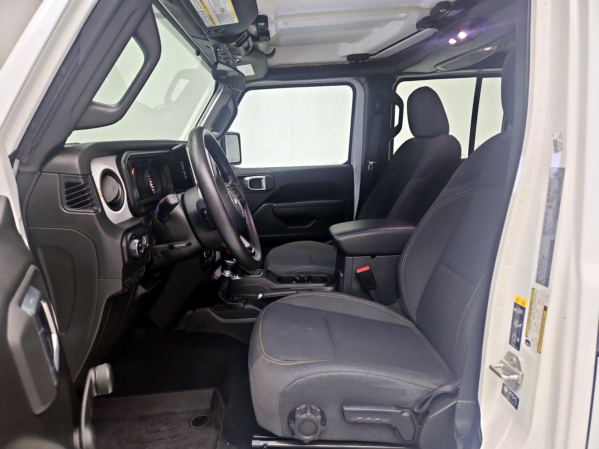 Thumbnail: 2024 Jeep Gladiator - 9