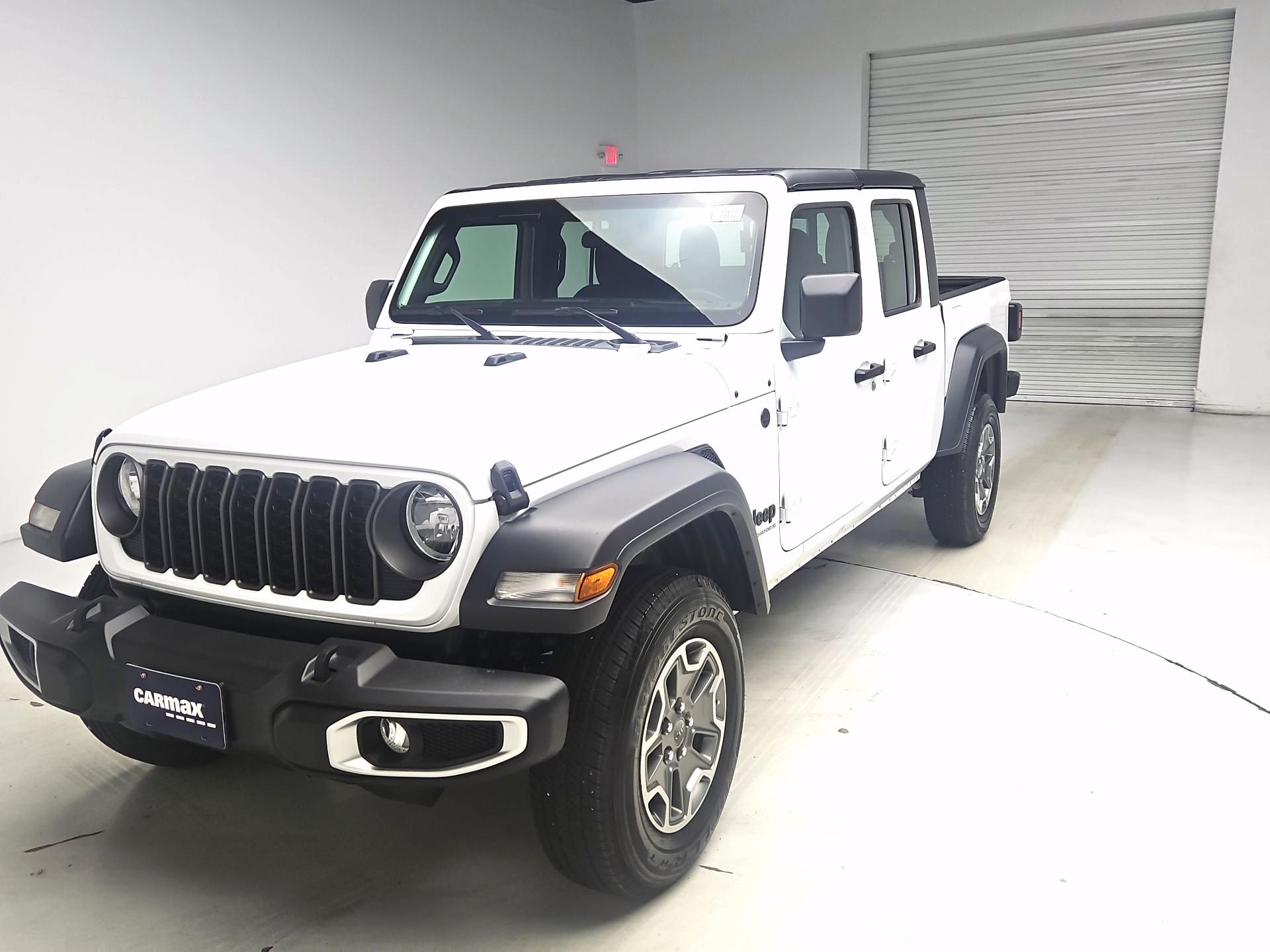 Thumbnail: 2024 Jeep Gladiator - 3