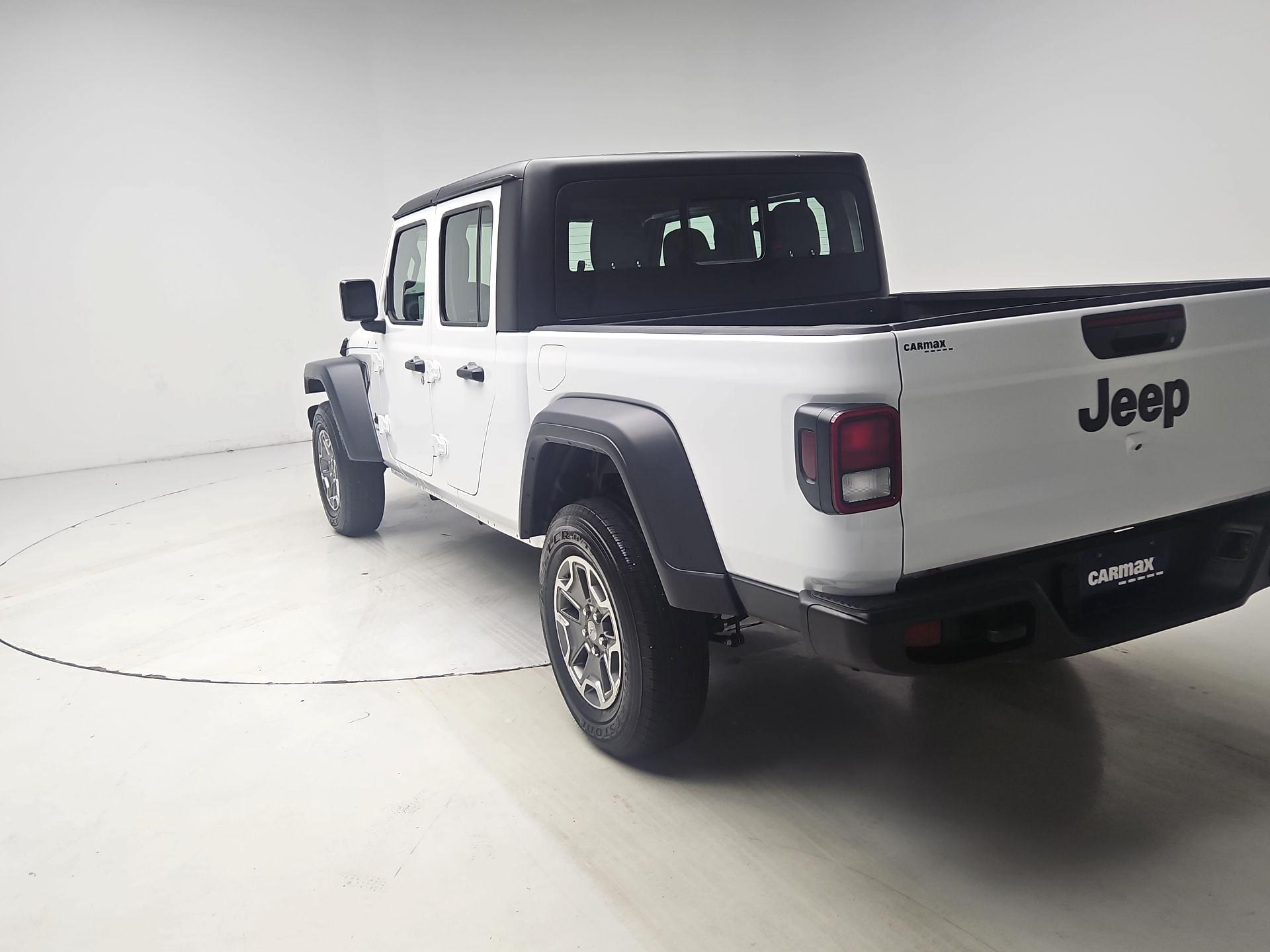 Thumbnail: 2024 Jeep Gladiator - 7