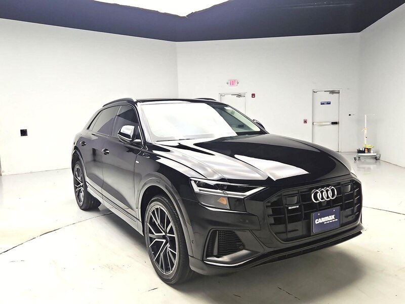2020 Audi Q8 Premium Plus -
                  San Antonio, TX