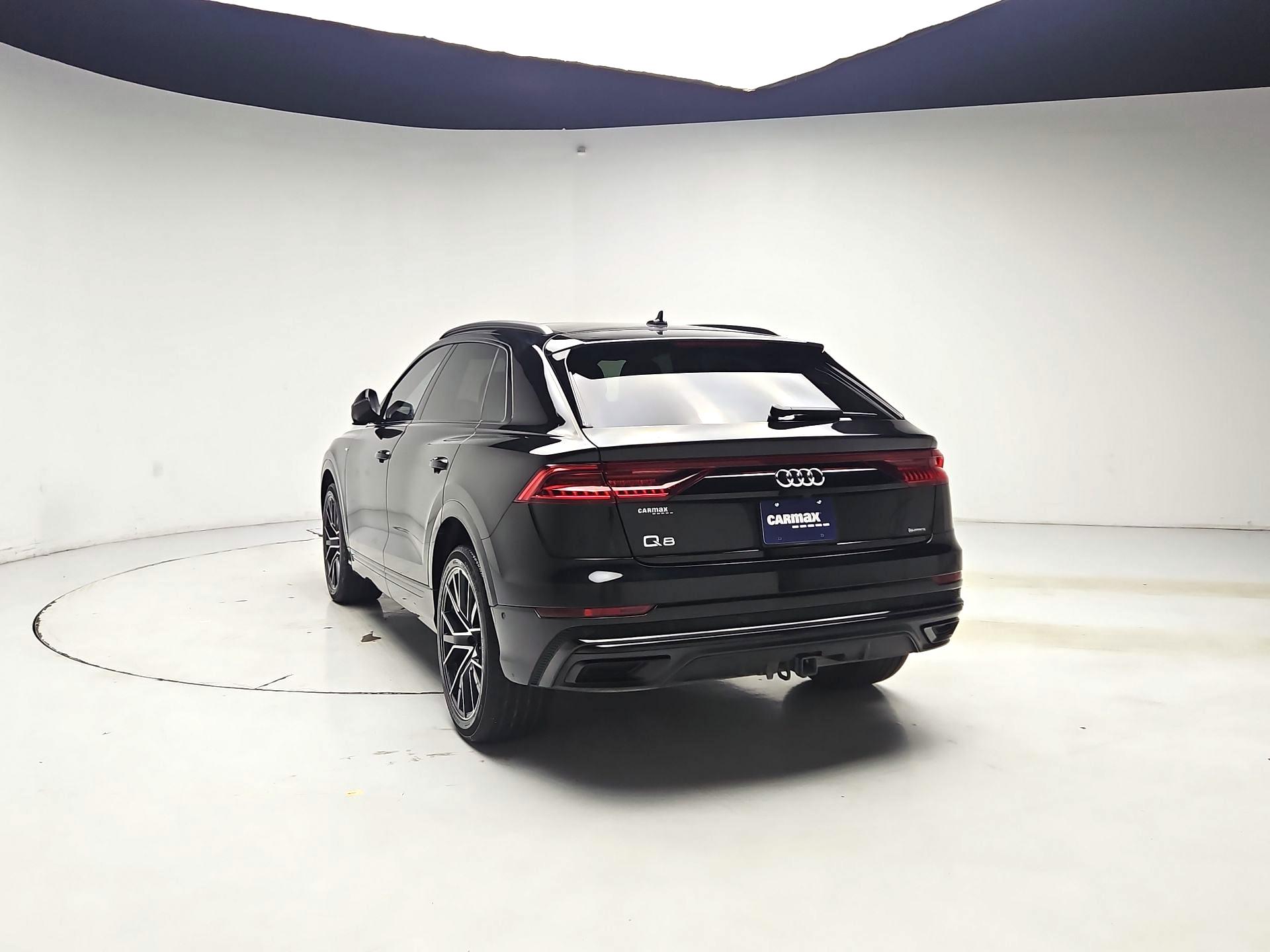 Thumbnail: 2020 Audi Q8 - 7