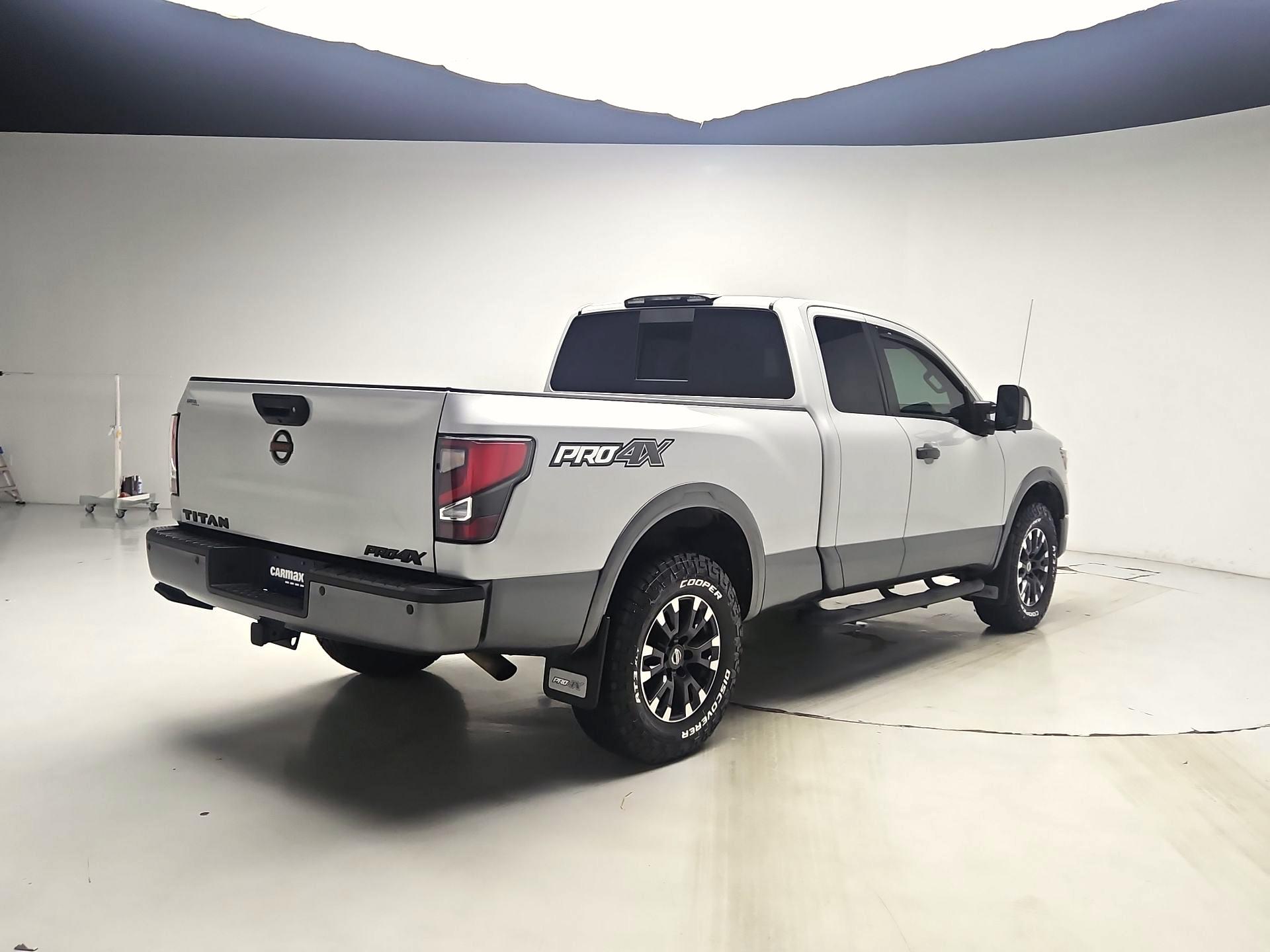 Thumbnail: 2018 Nissan Titan - 5