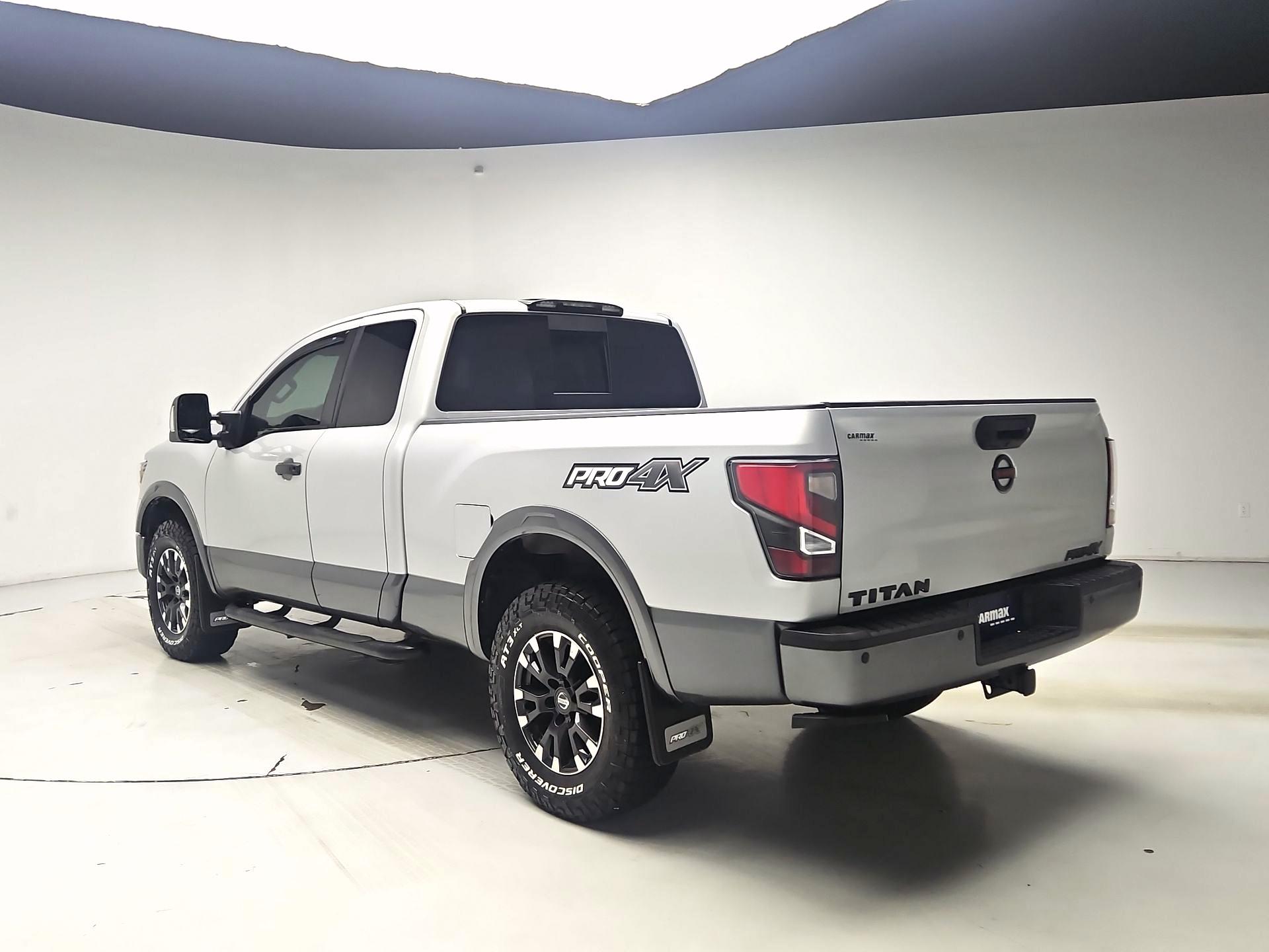 Thumbnail: 2018 Nissan Titan - 7