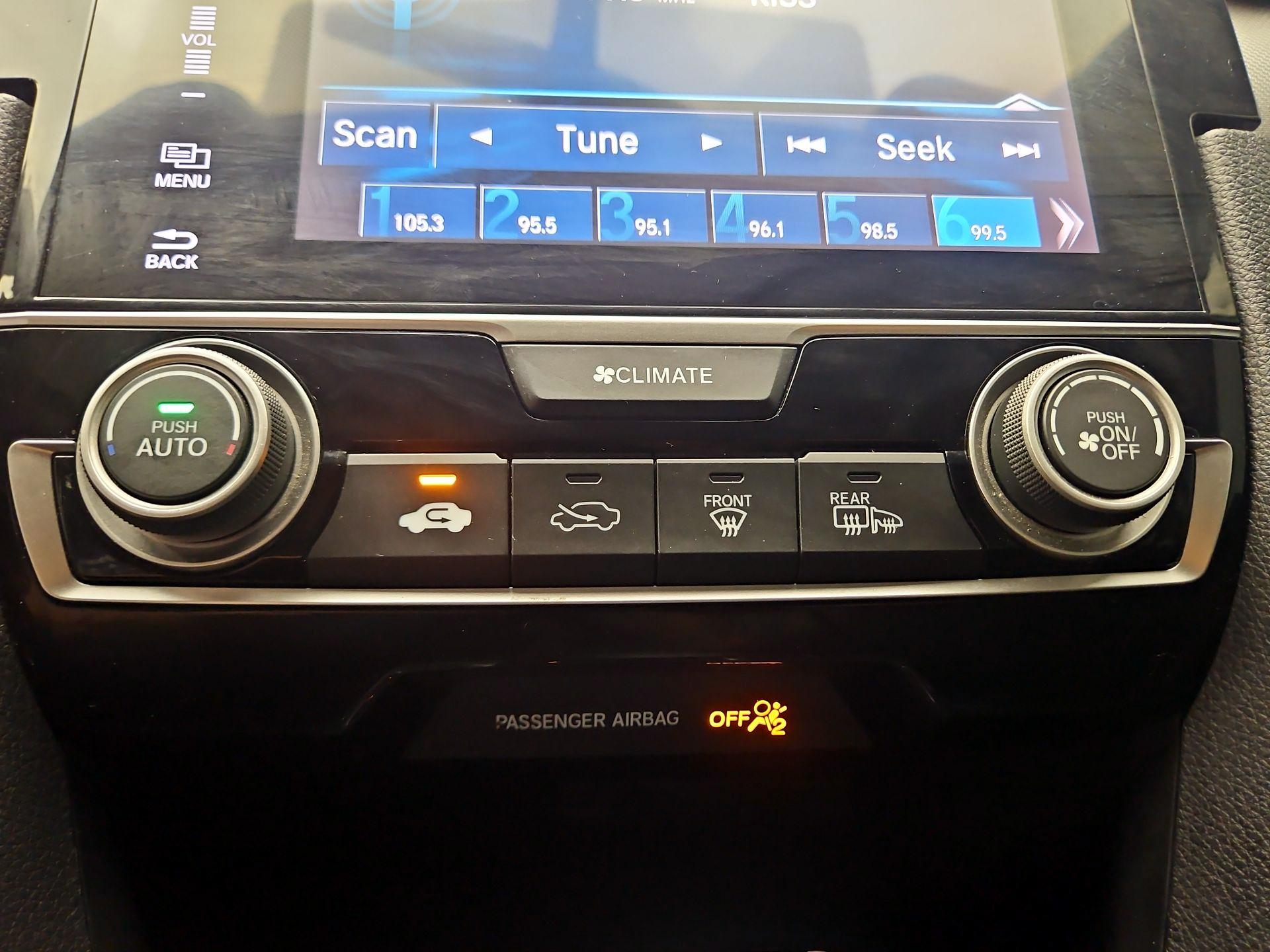 Thumbnail: 2016 Honda Civic - 14