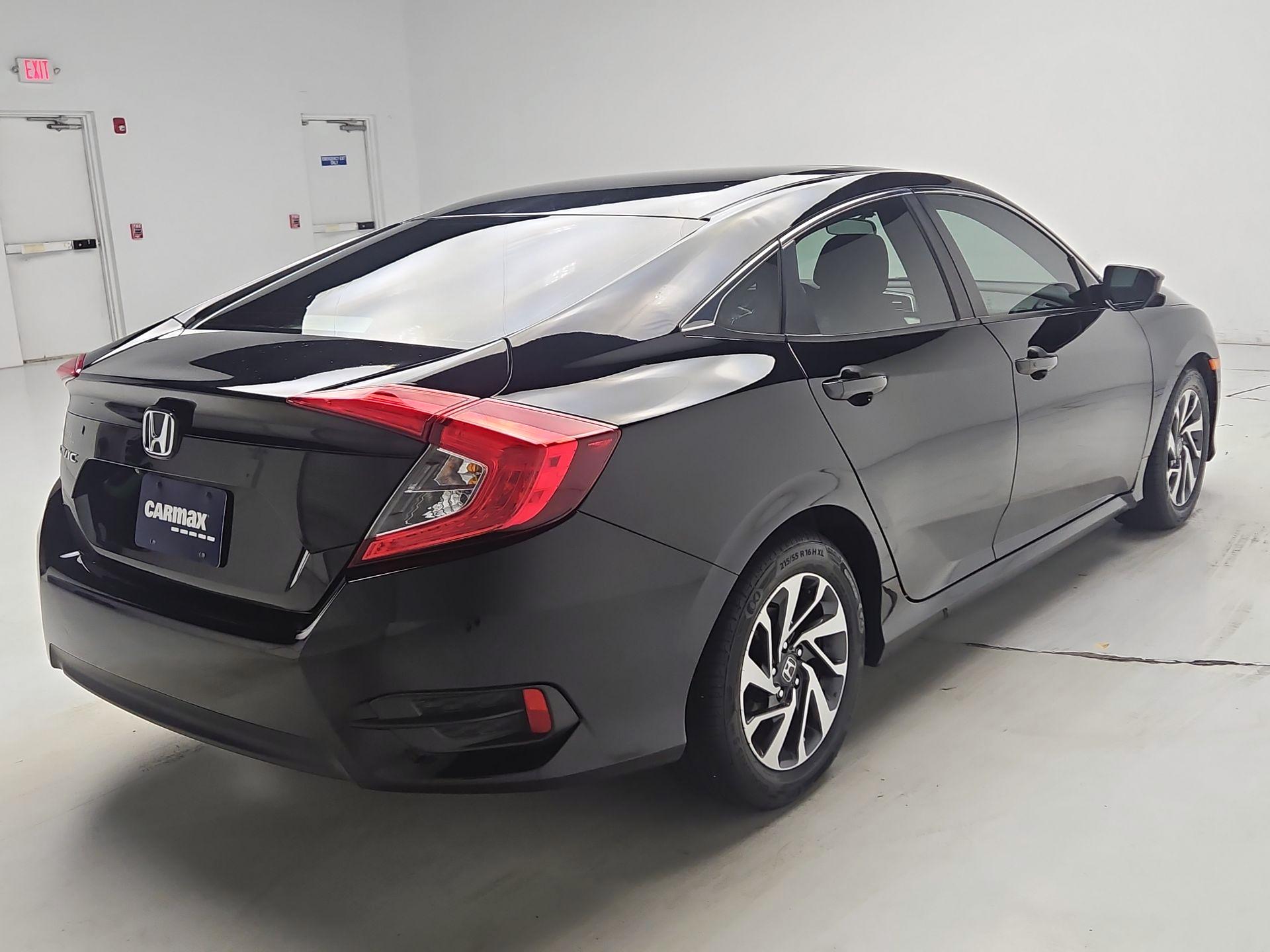 Thumbnail: 2016 Honda Civic - 5