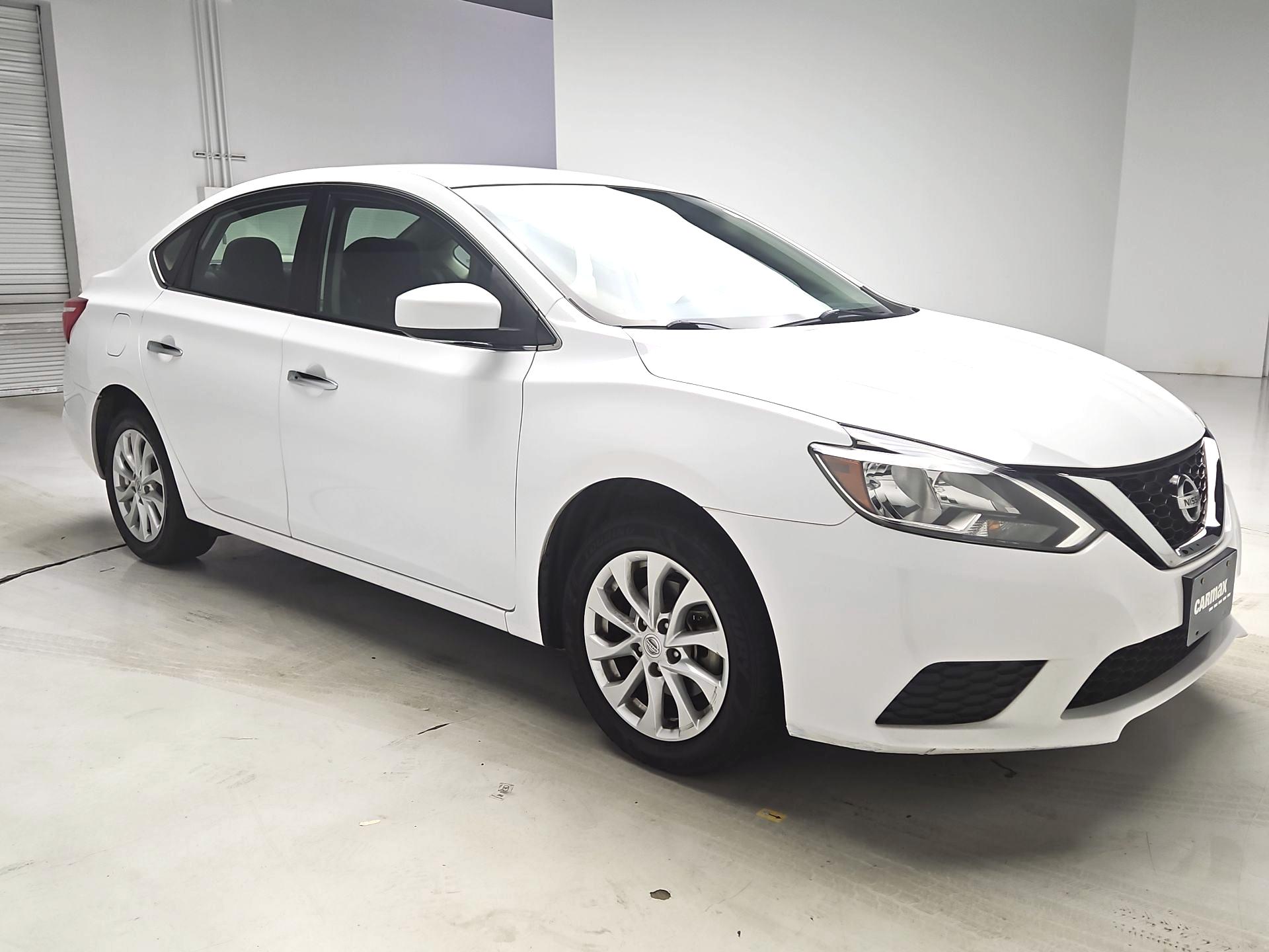 Thumbnail: 2019 Nissan Sentra - 1
