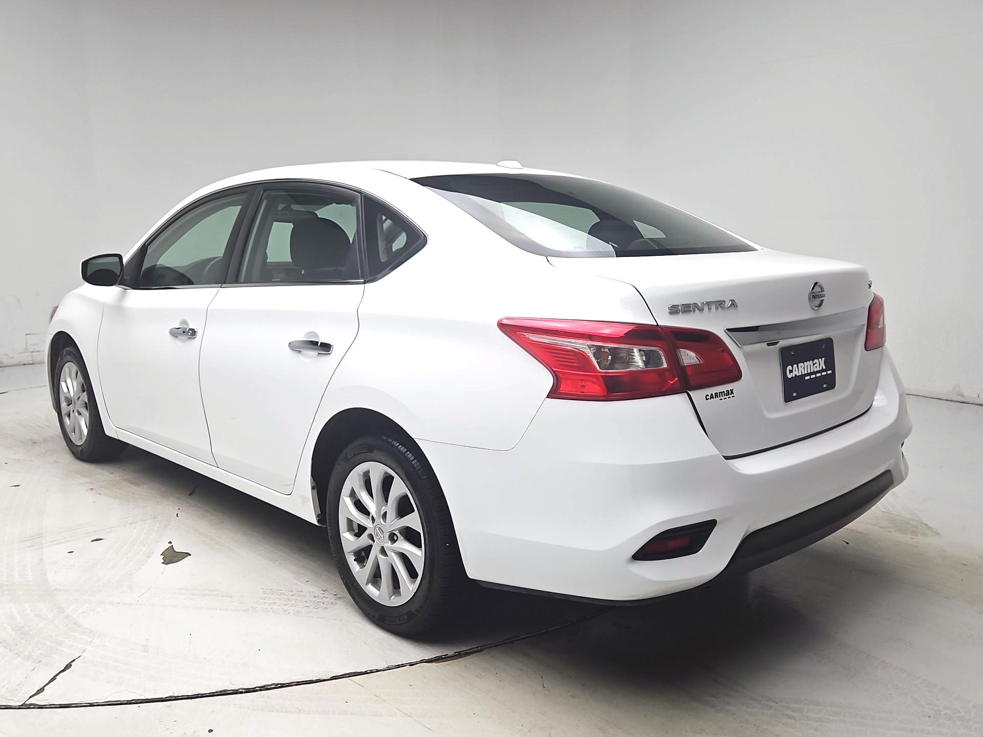 Thumbnail: 2019 Nissan Sentra - 7