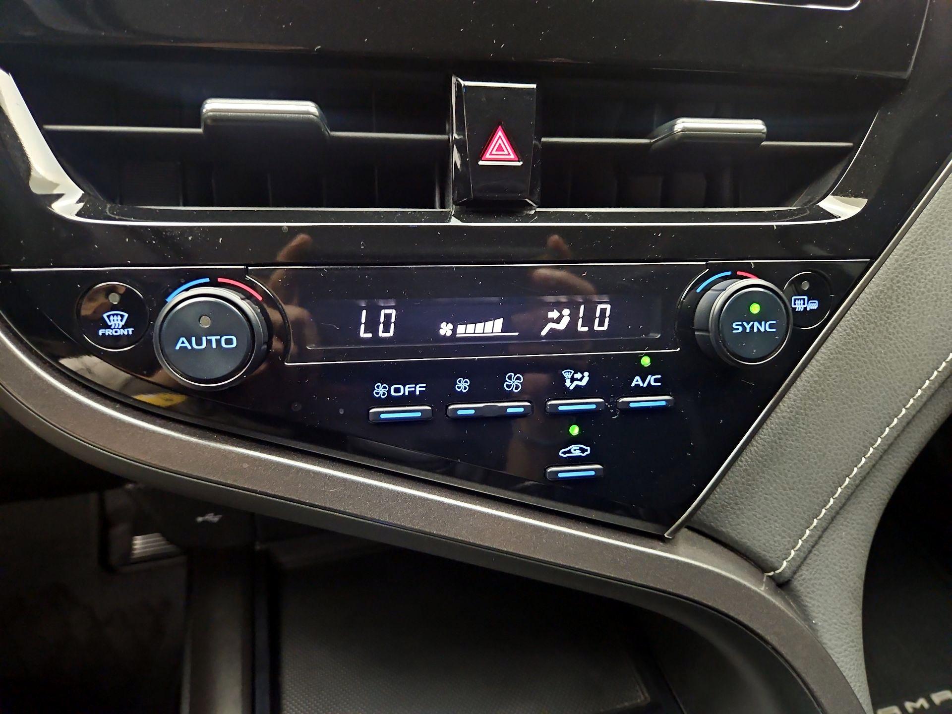 Thumbnail: 2024 Toyota Camry - 14