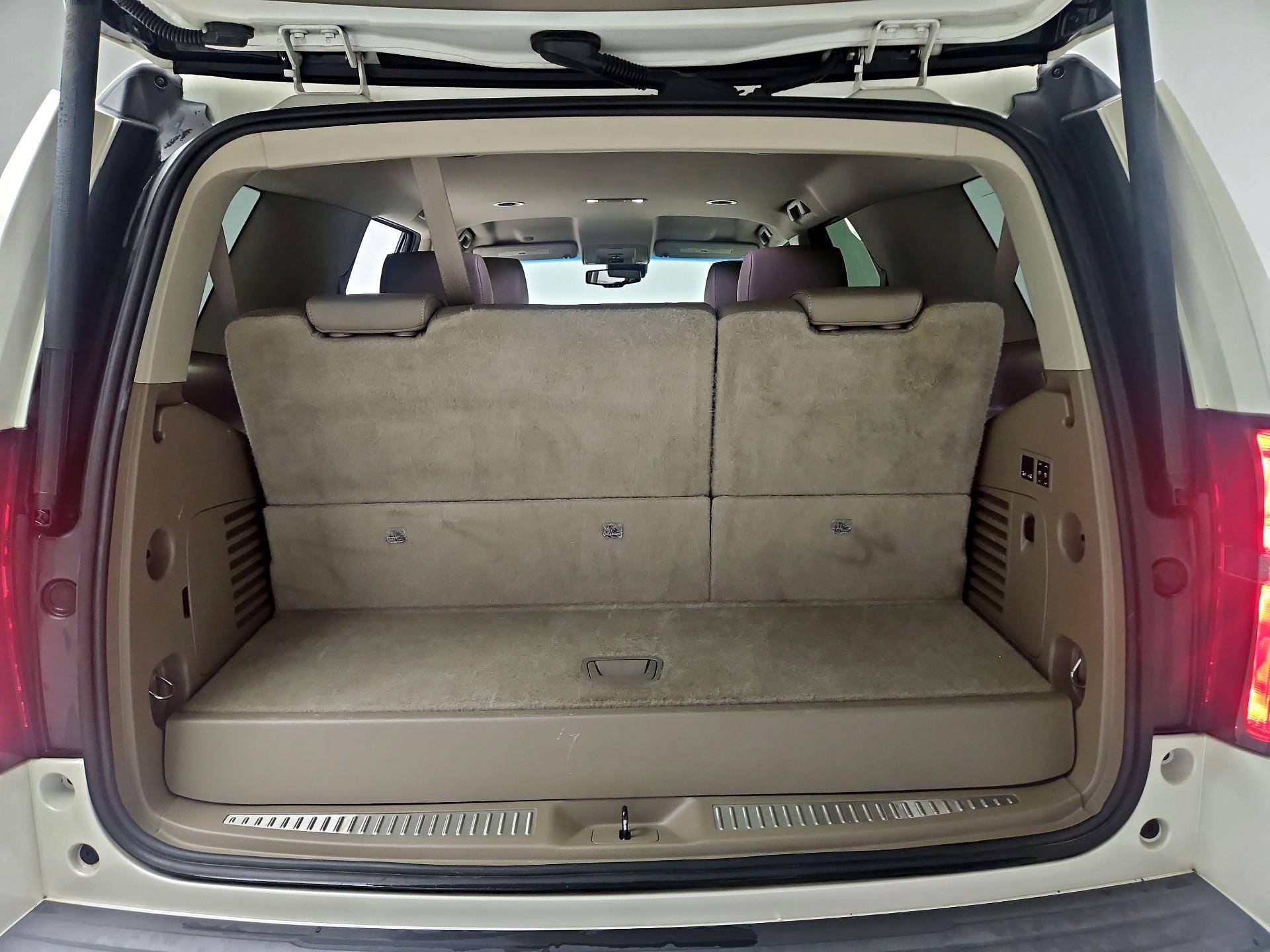 Thumbnail: 2015 Chevrolet Tahoe - 20