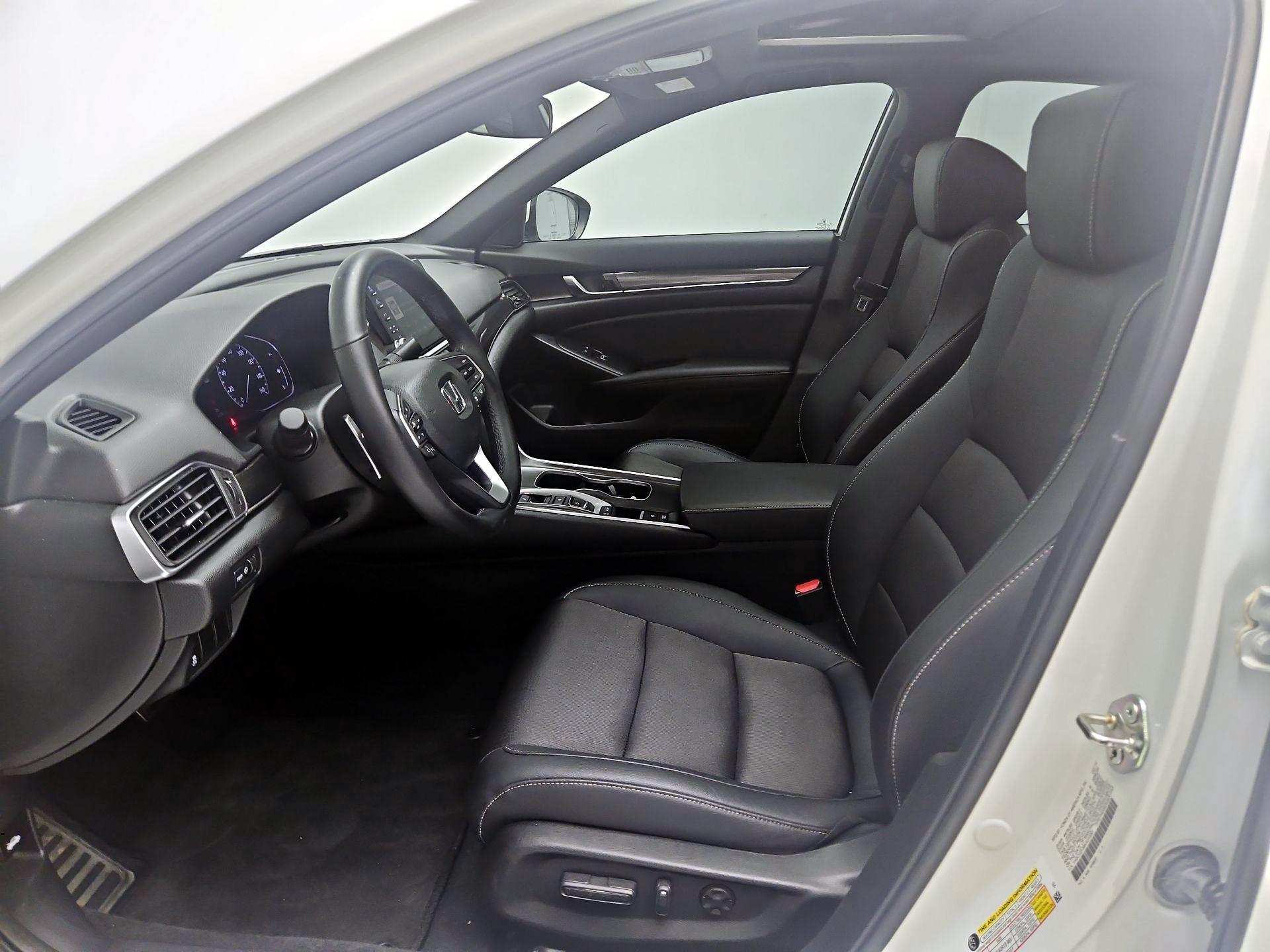 Thumbnail: 2019 Honda Accord - 11
