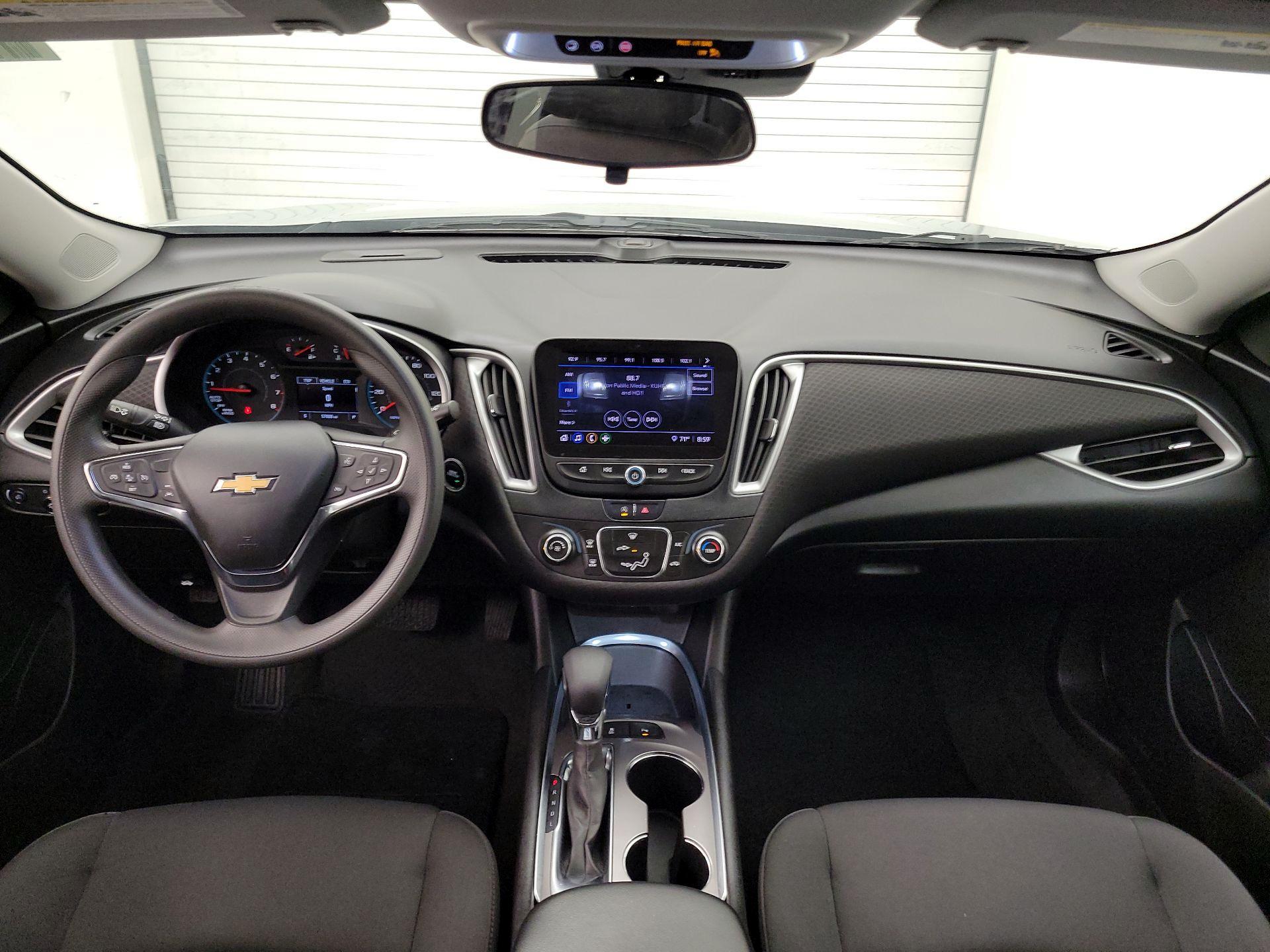 Thumbnail: 2021 Chevrolet Malibu - 9