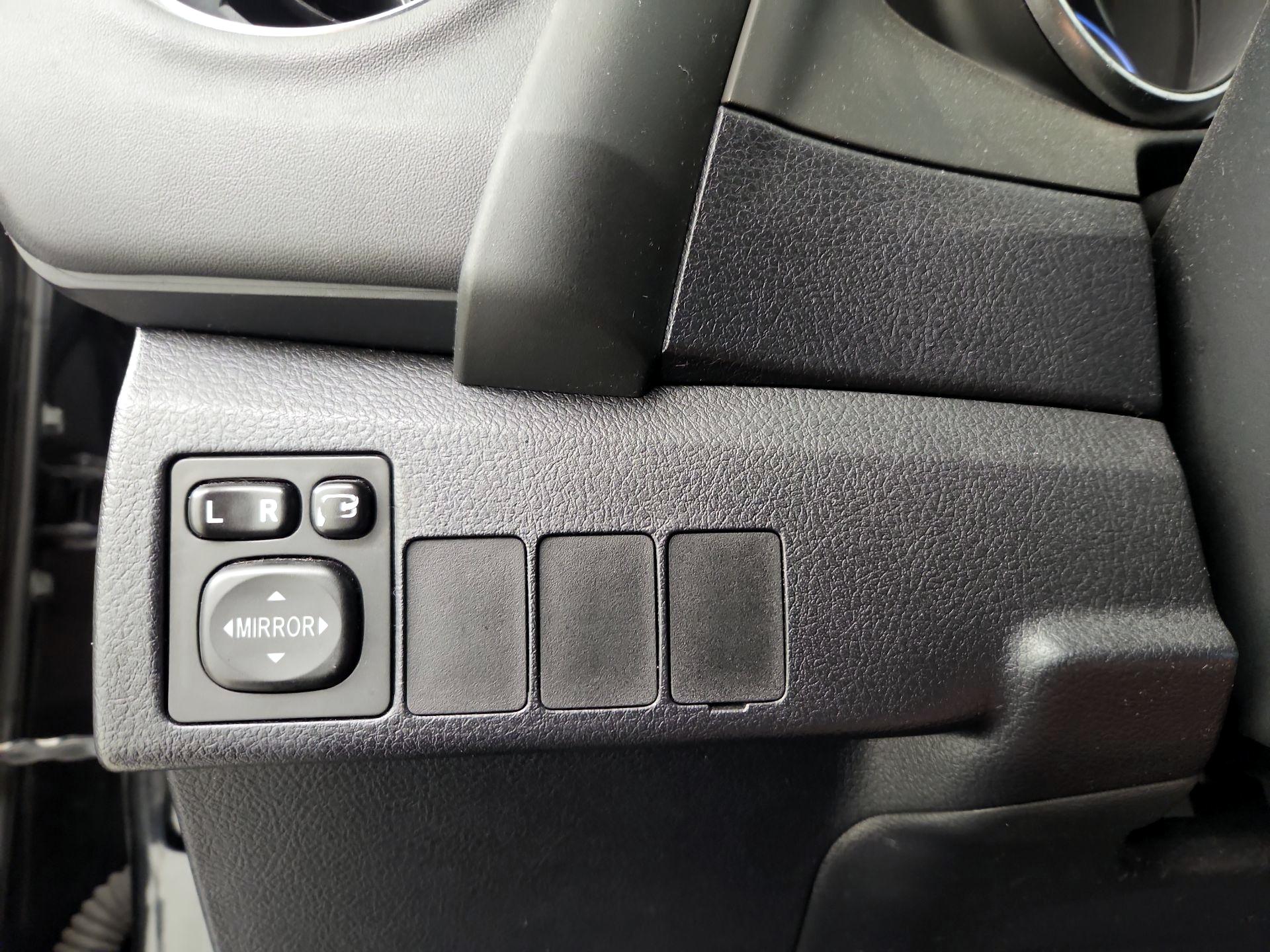 Thumbnail: 2016 Scion iM - 13