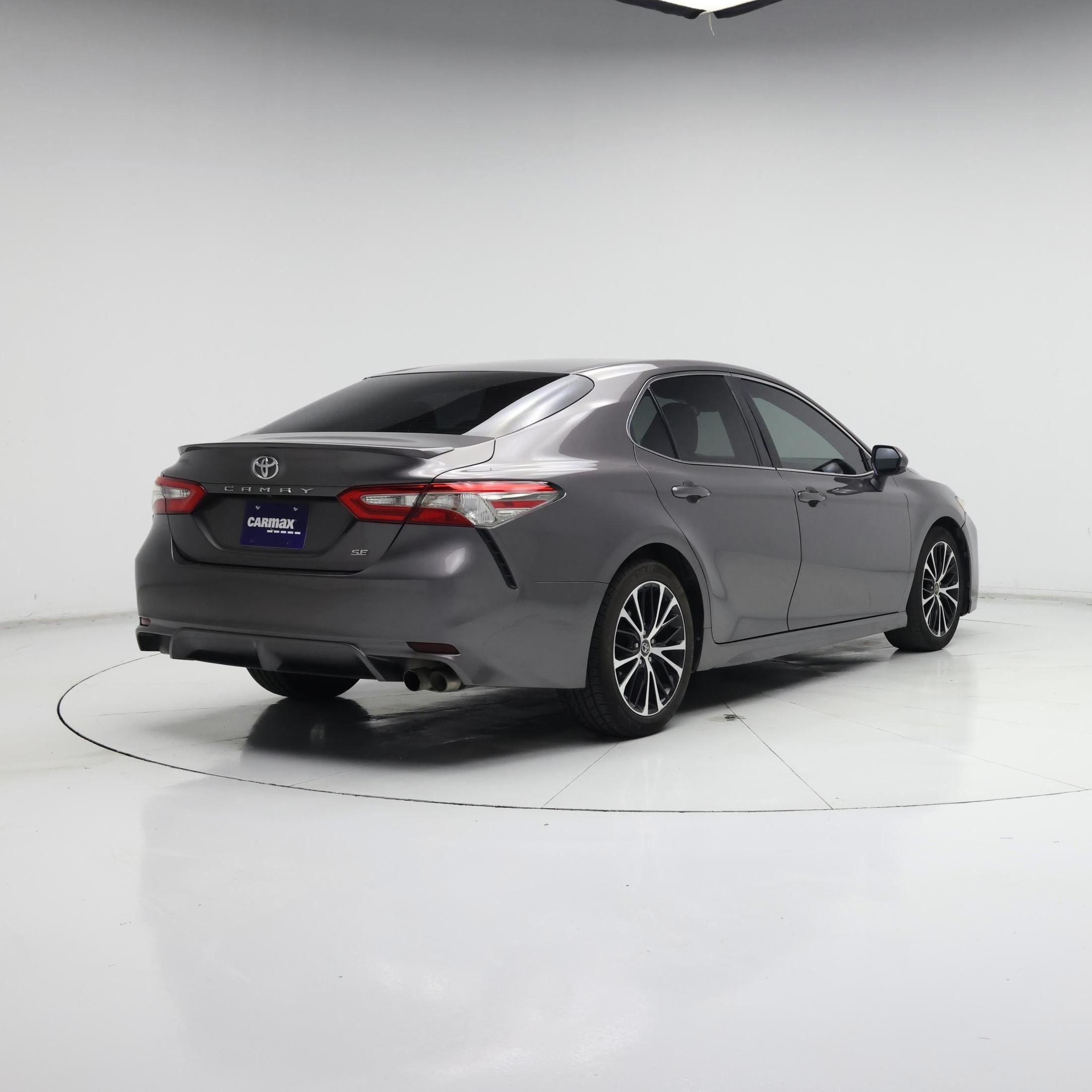 Thumbnail: 2018 Toyota Camry - 8