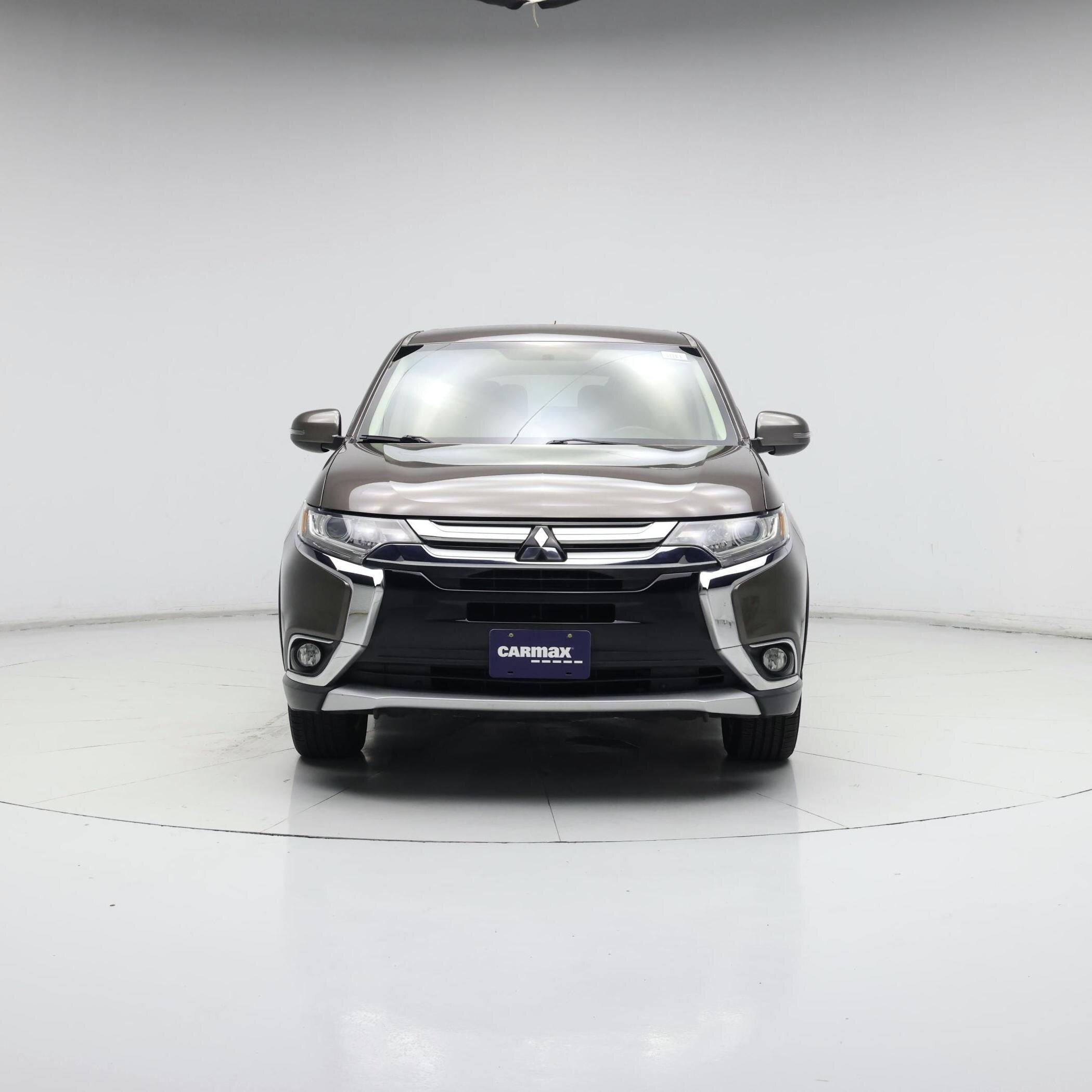 Thumbnail: 2016 Mitsubishi Outlander - 5