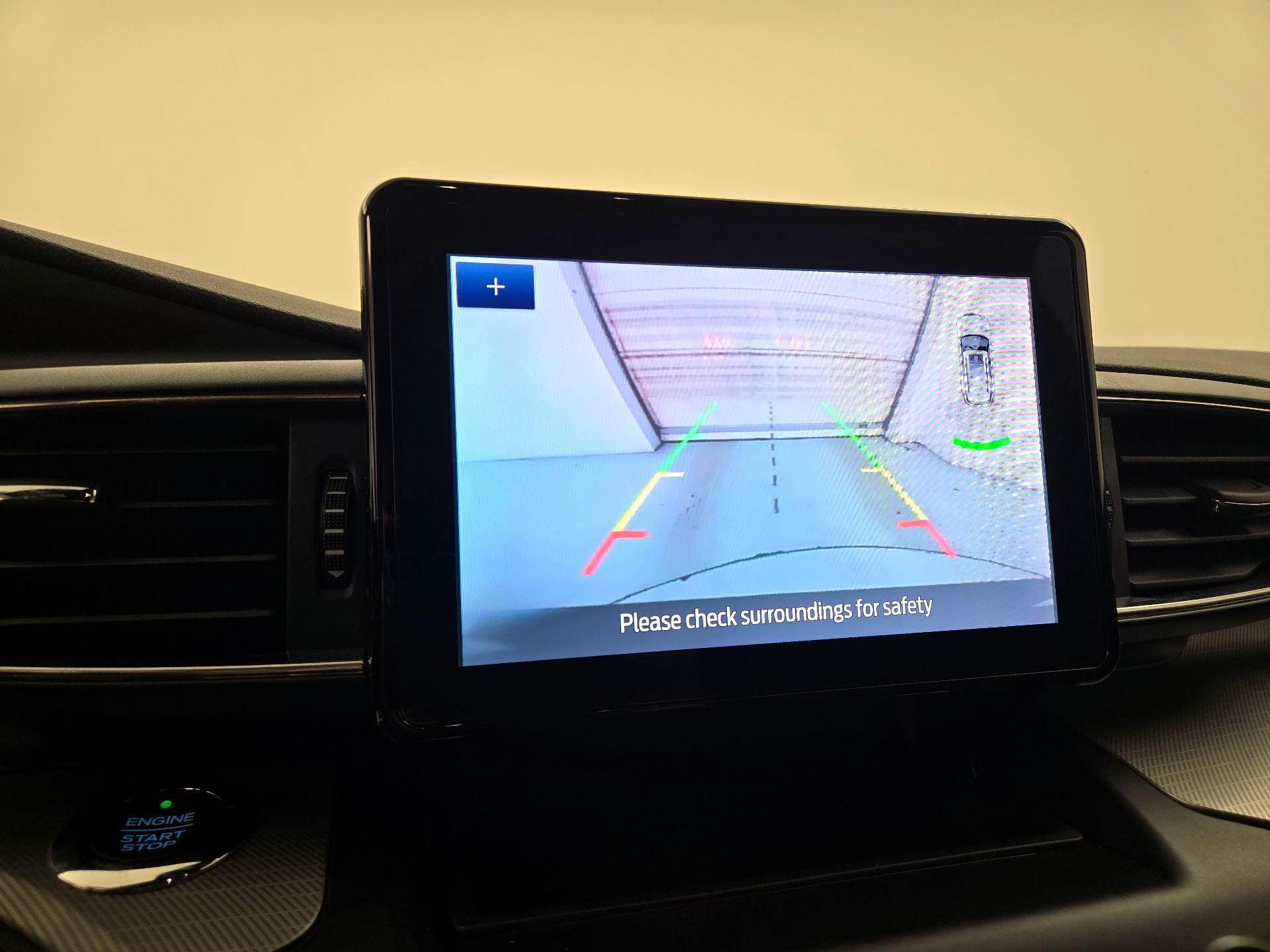 Thumbnail: 2020 Ford Explorer - 15