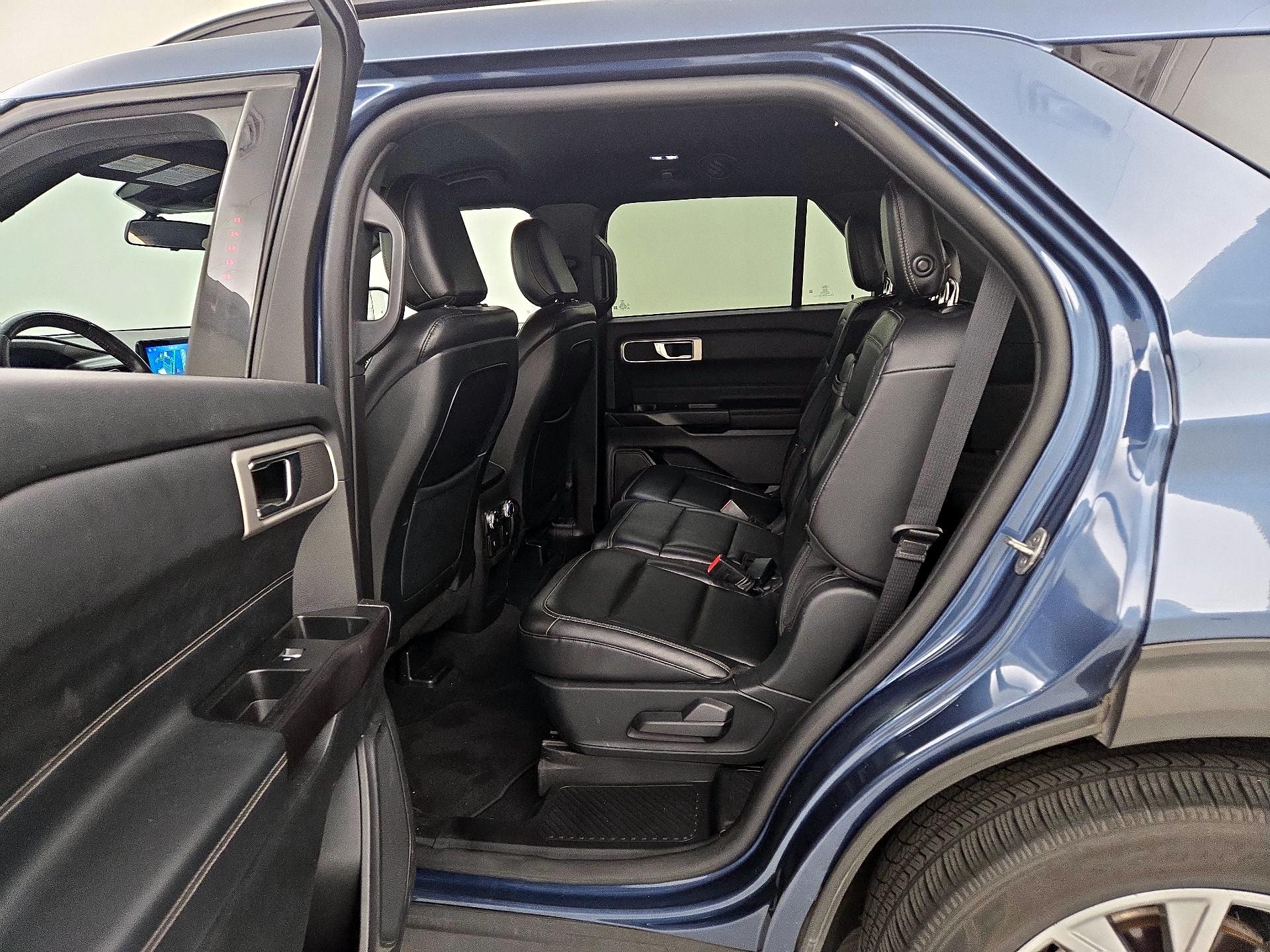 Thumbnail: 2020 Ford Explorer - 20