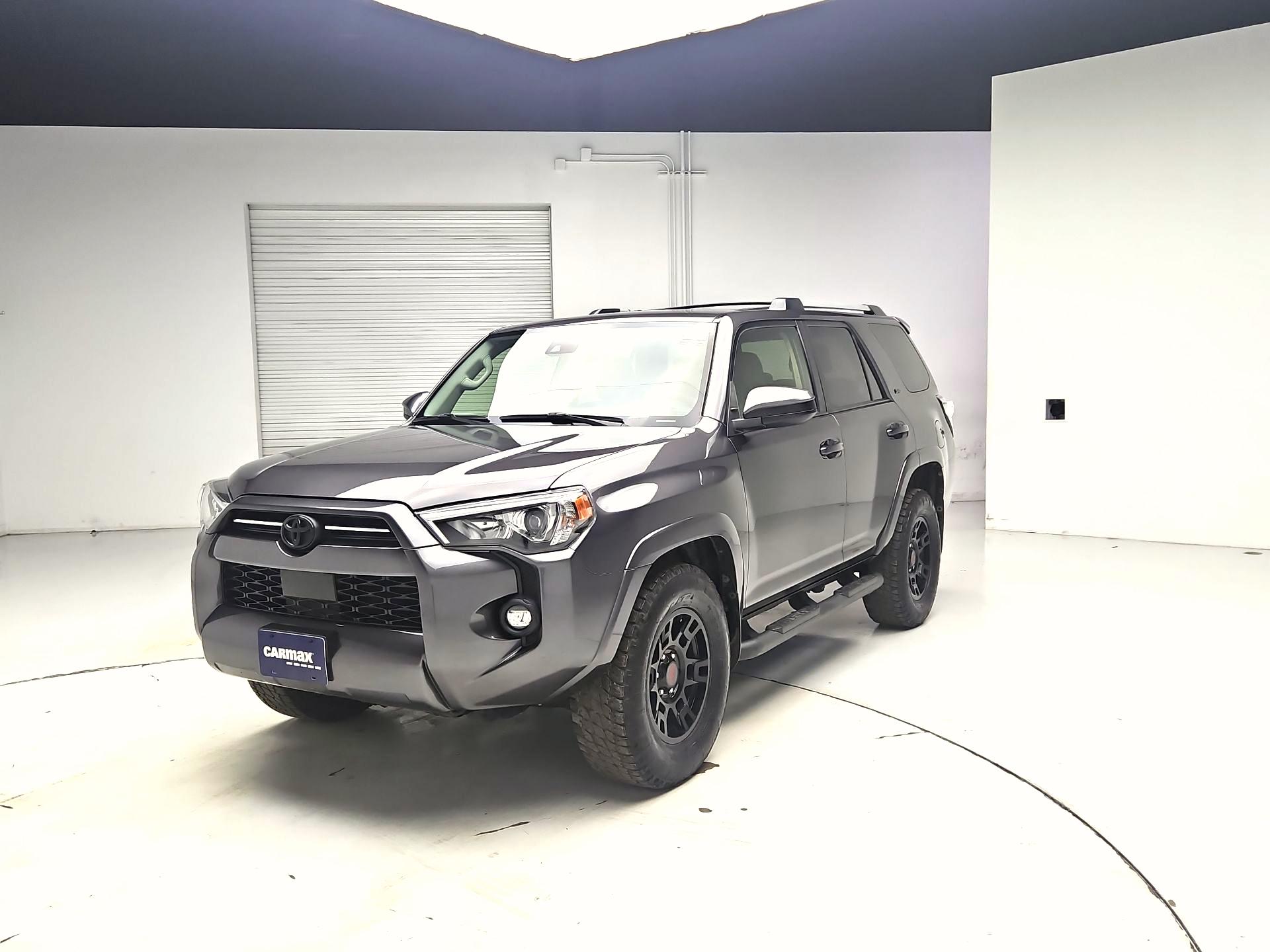 Thumbnail: 2022 Toyota 4Runner - 3