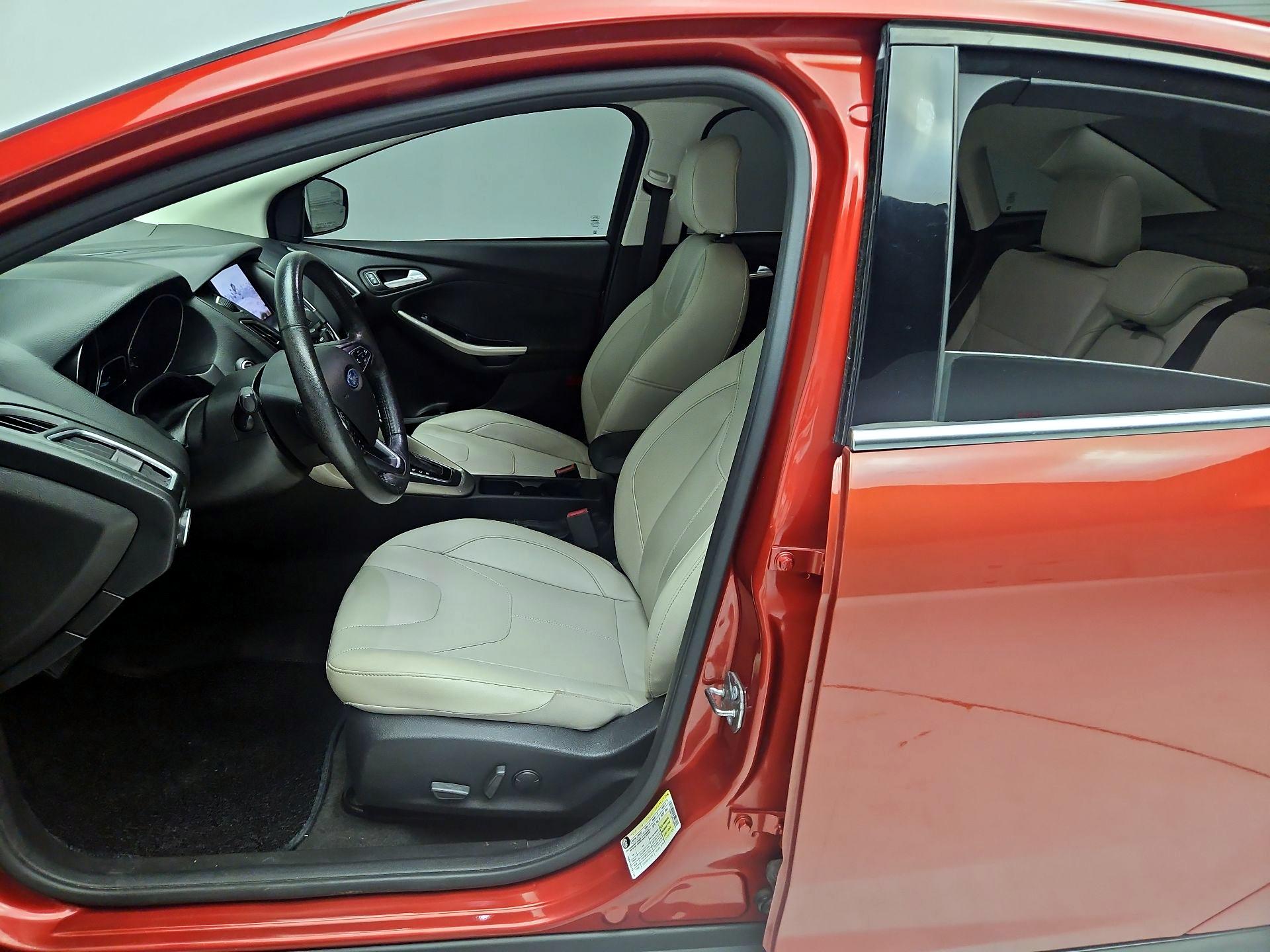 Thumbnail: 2018 Ford Focus - 9
