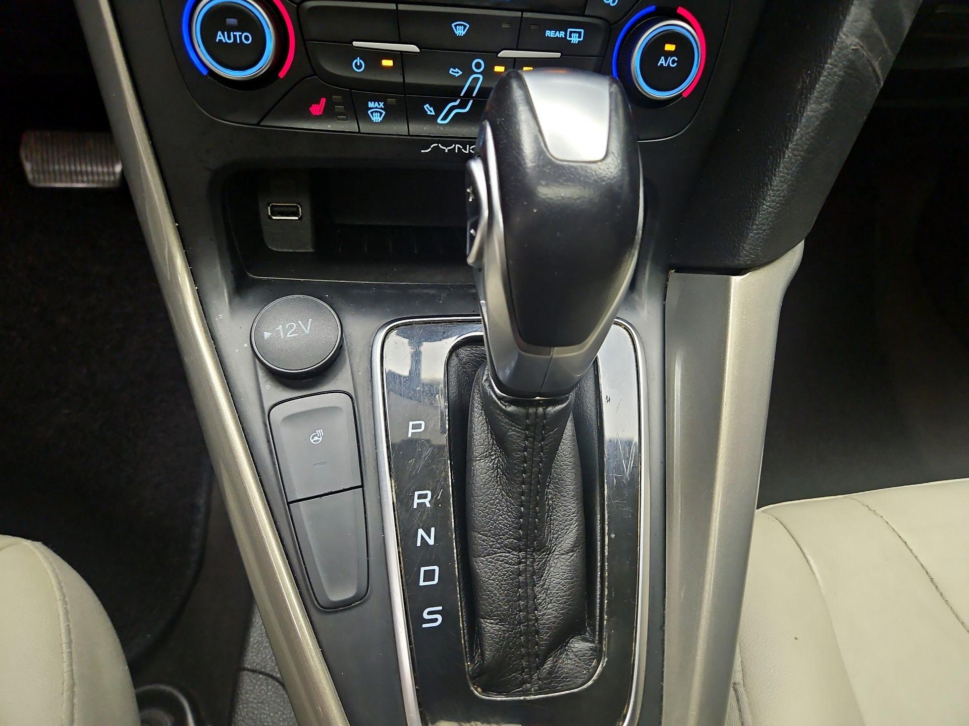 Thumbnail: 2018 Ford Focus - 16