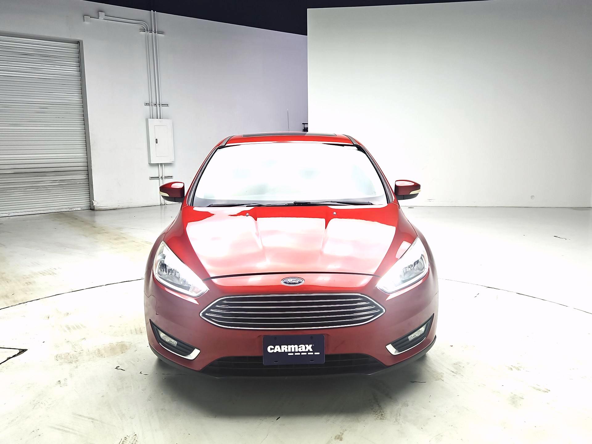Thumbnail: 2018 Ford Focus - 2