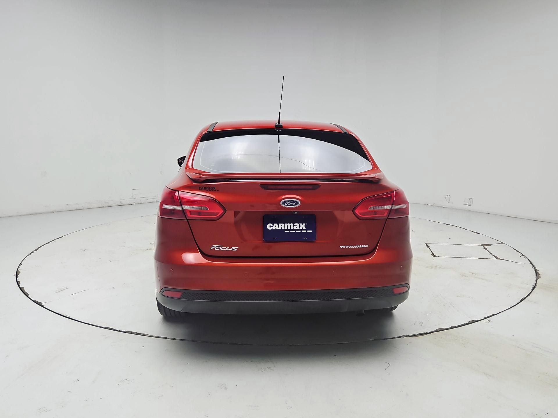 Thumbnail: 2018 Ford Focus - 6
