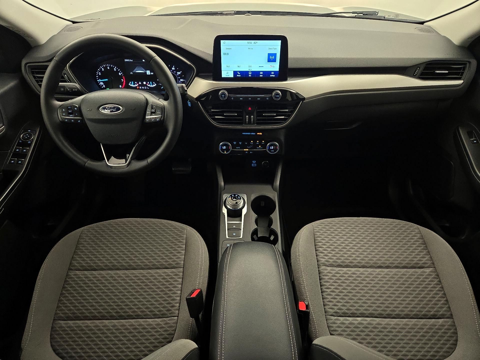 Thumbnail: 2021 Ford Escape - 9