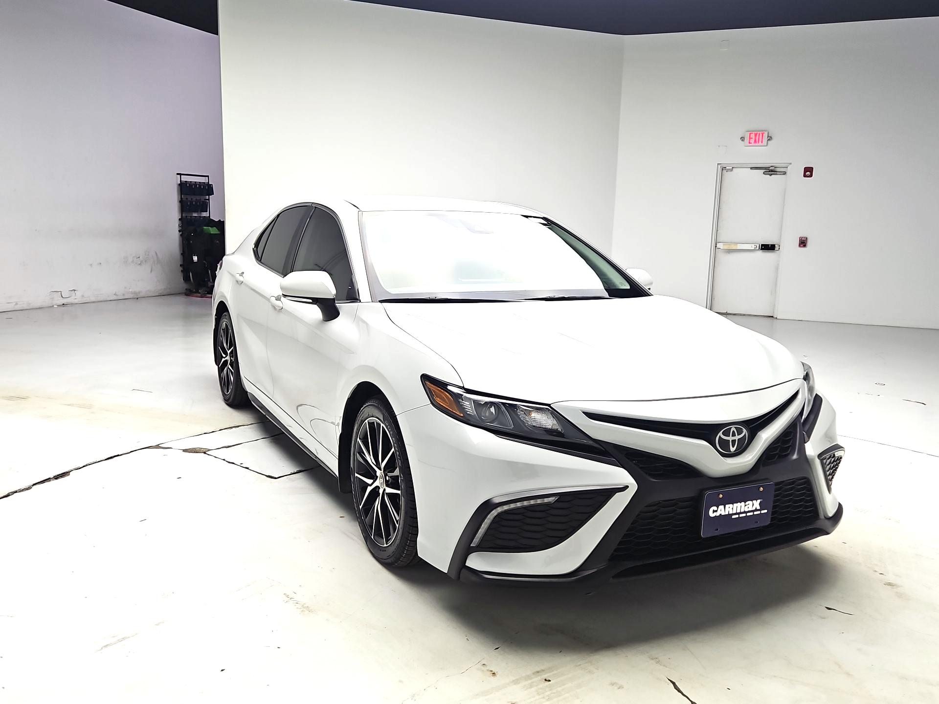 Thumbnail: 2023 Toyota Camry - 1