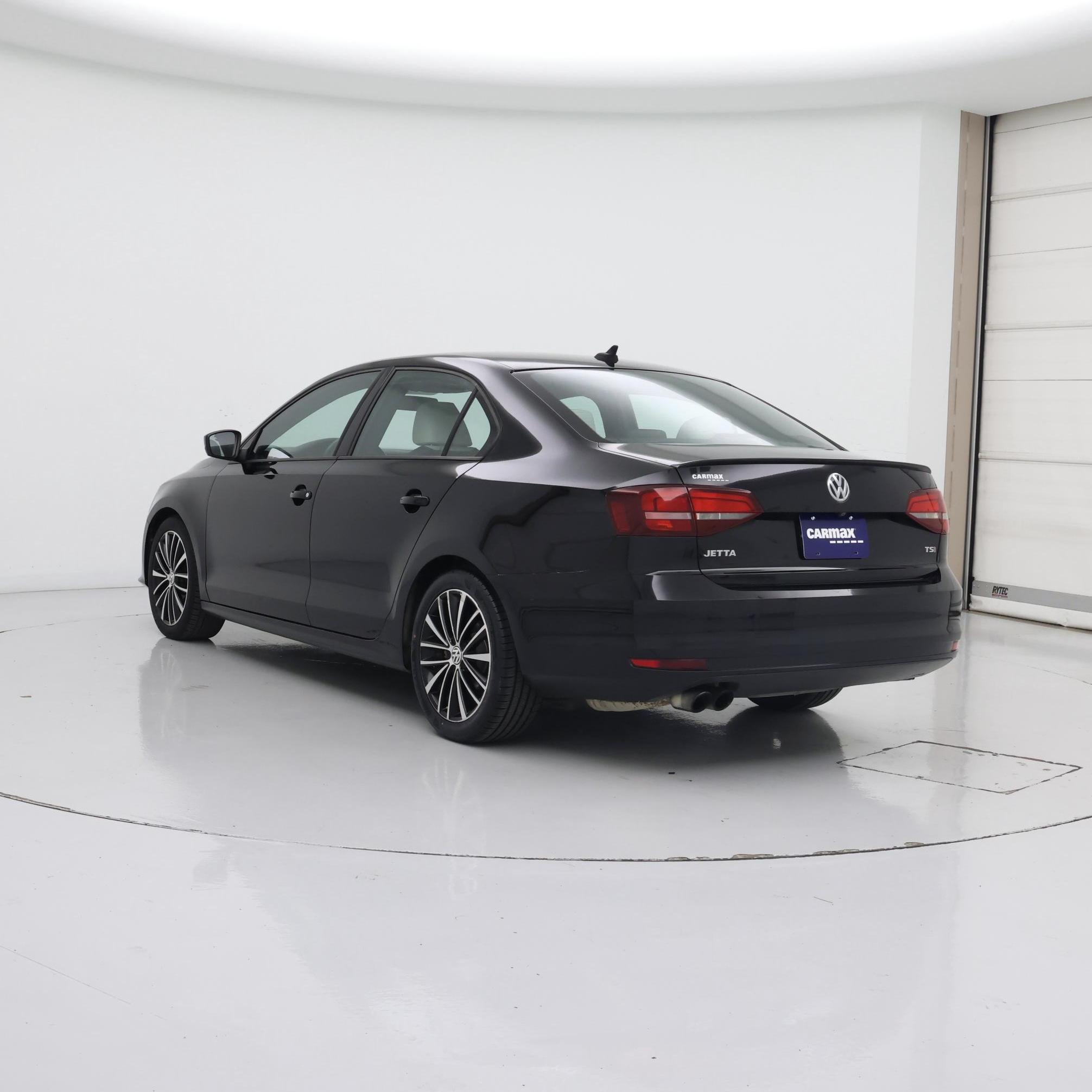 Thumbnail: 2016 Volkswagen Jetta - 2
