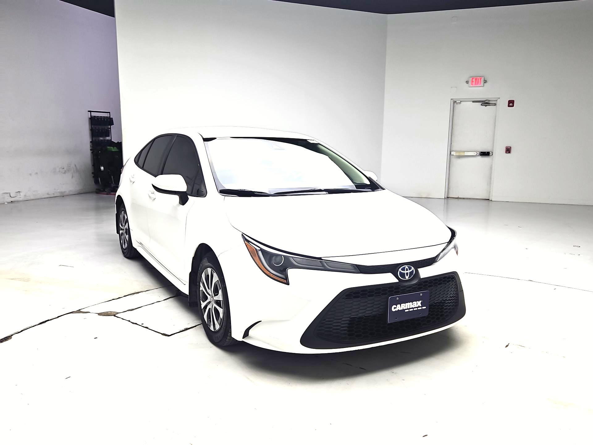 Thumbnail: 2022 Toyota Corolla - 1