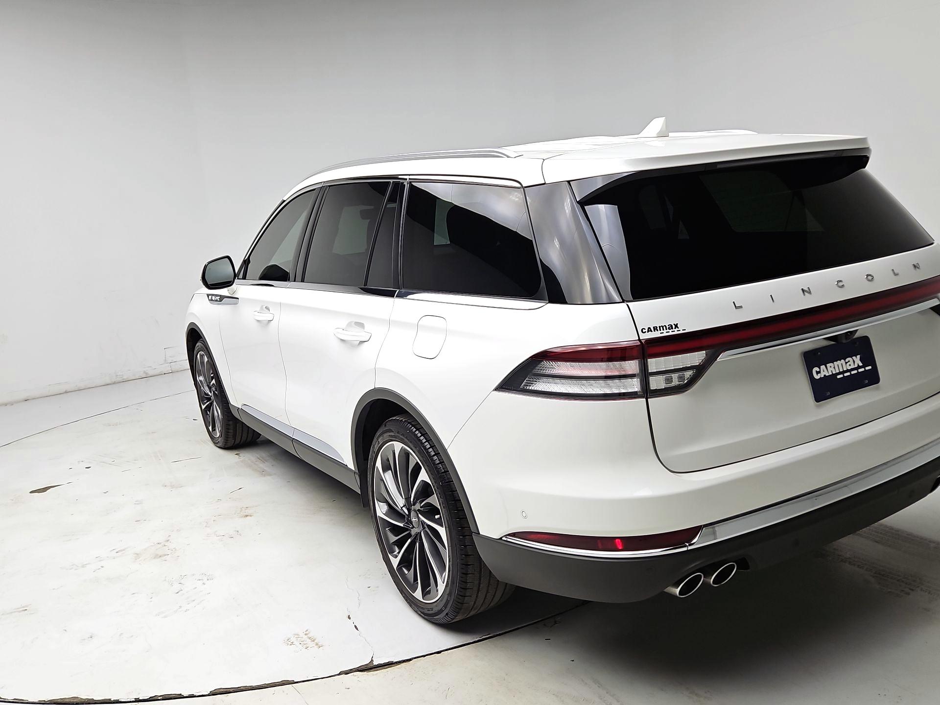 Thumbnail: 2023 Lincoln Aviator - 7