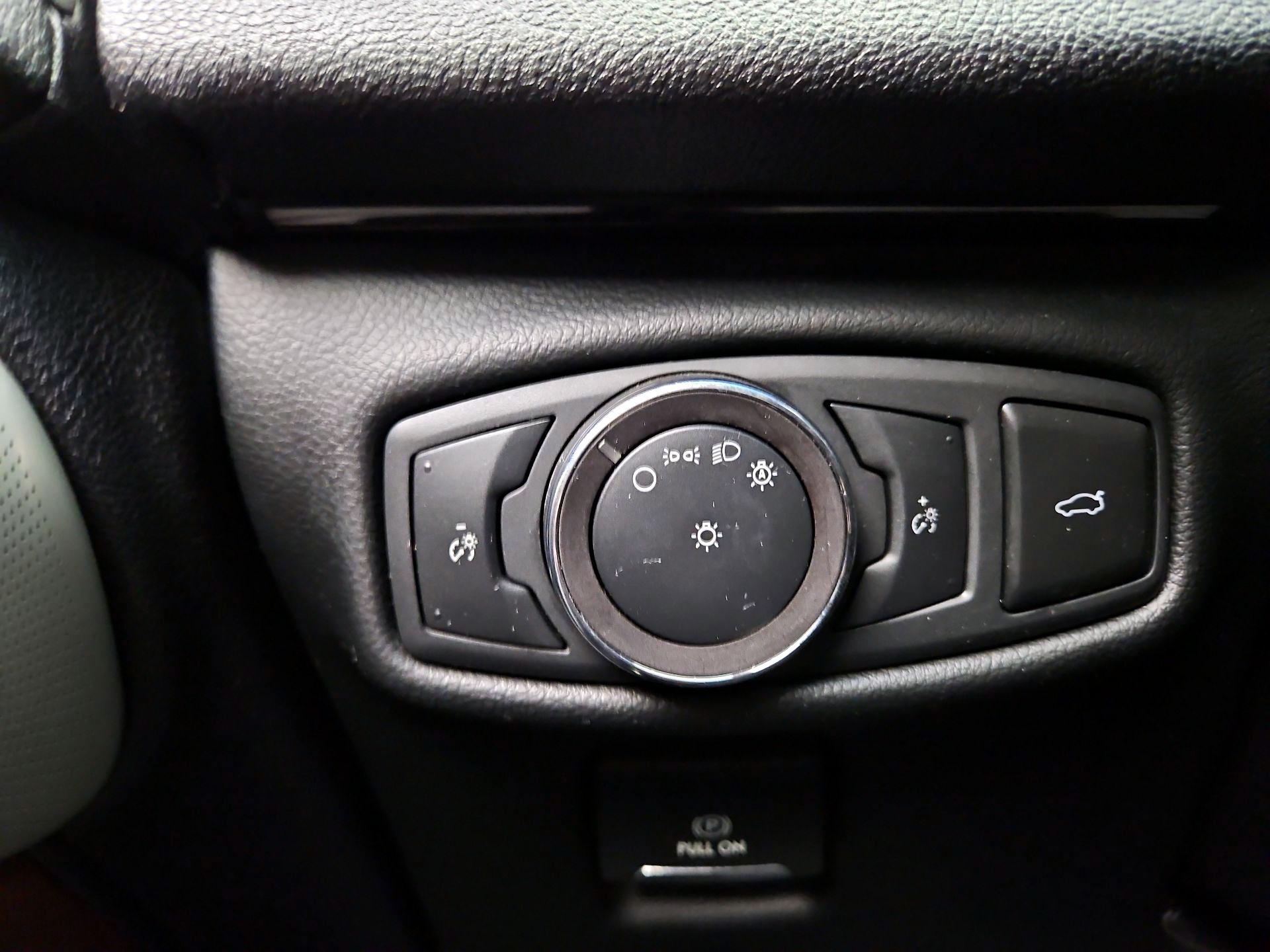 Thumbnail: 2020 Lincoln MKZ - 13