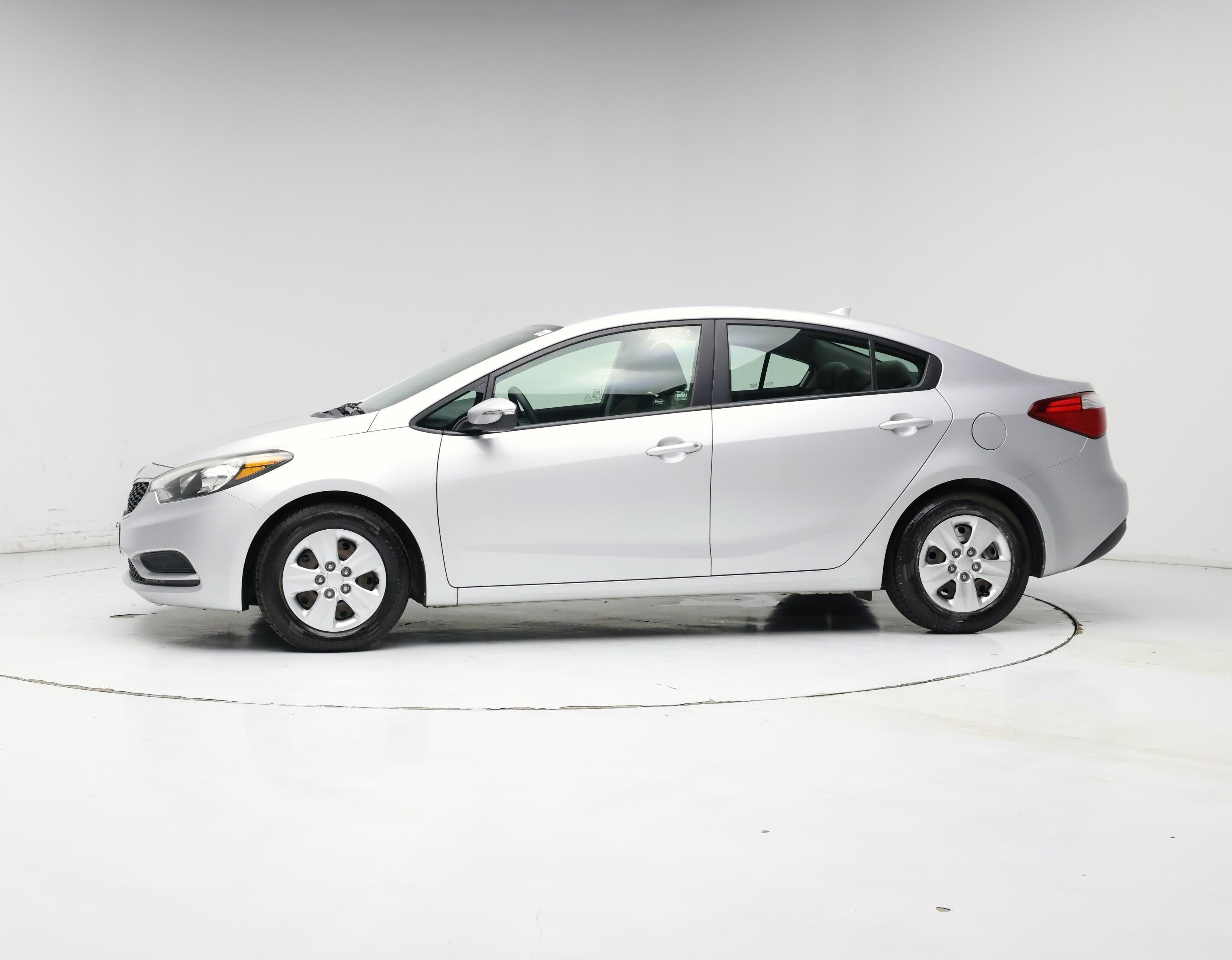 Thumbnail: 2015 Kia Forte - 3