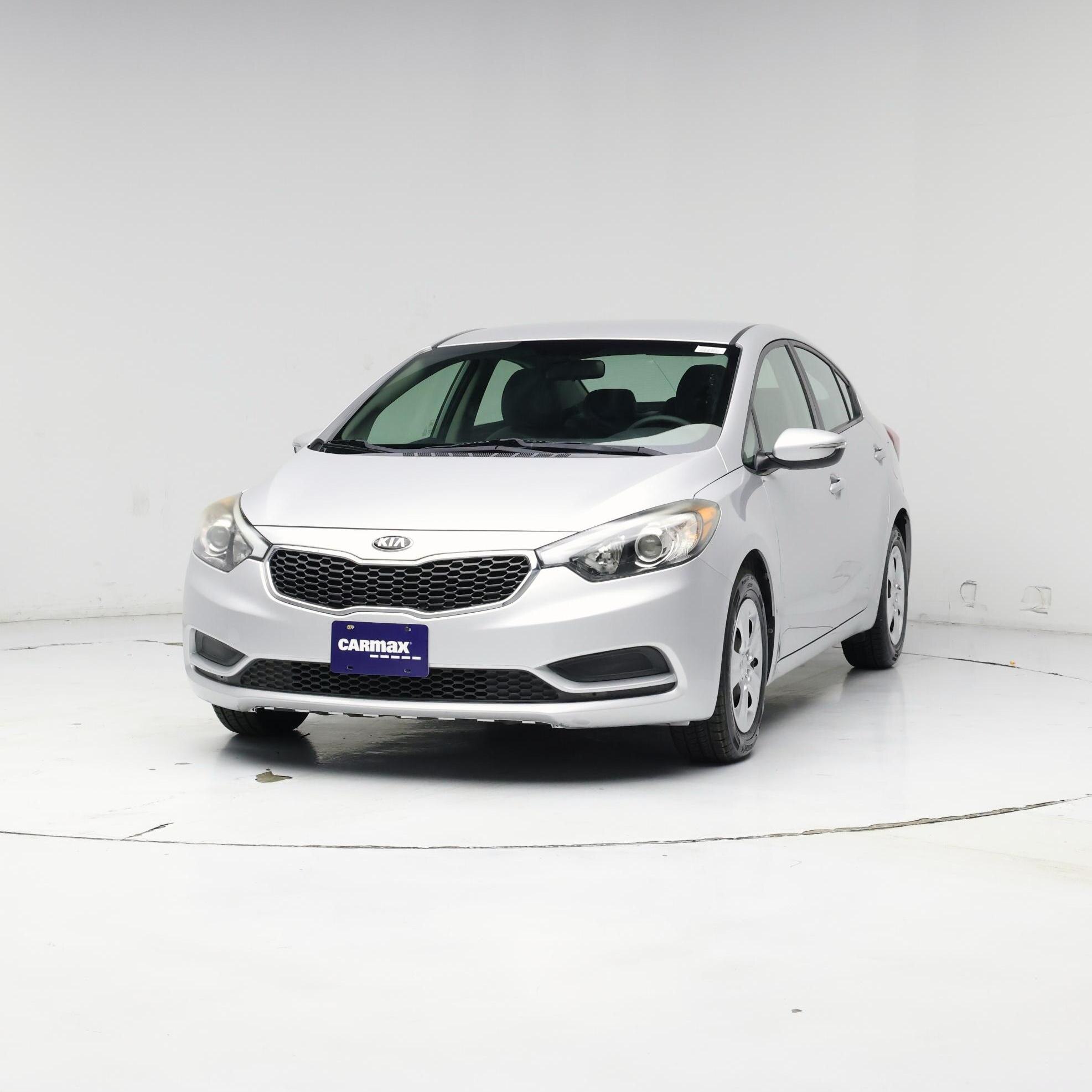 Thumbnail: 2015 Kia Forte - 4