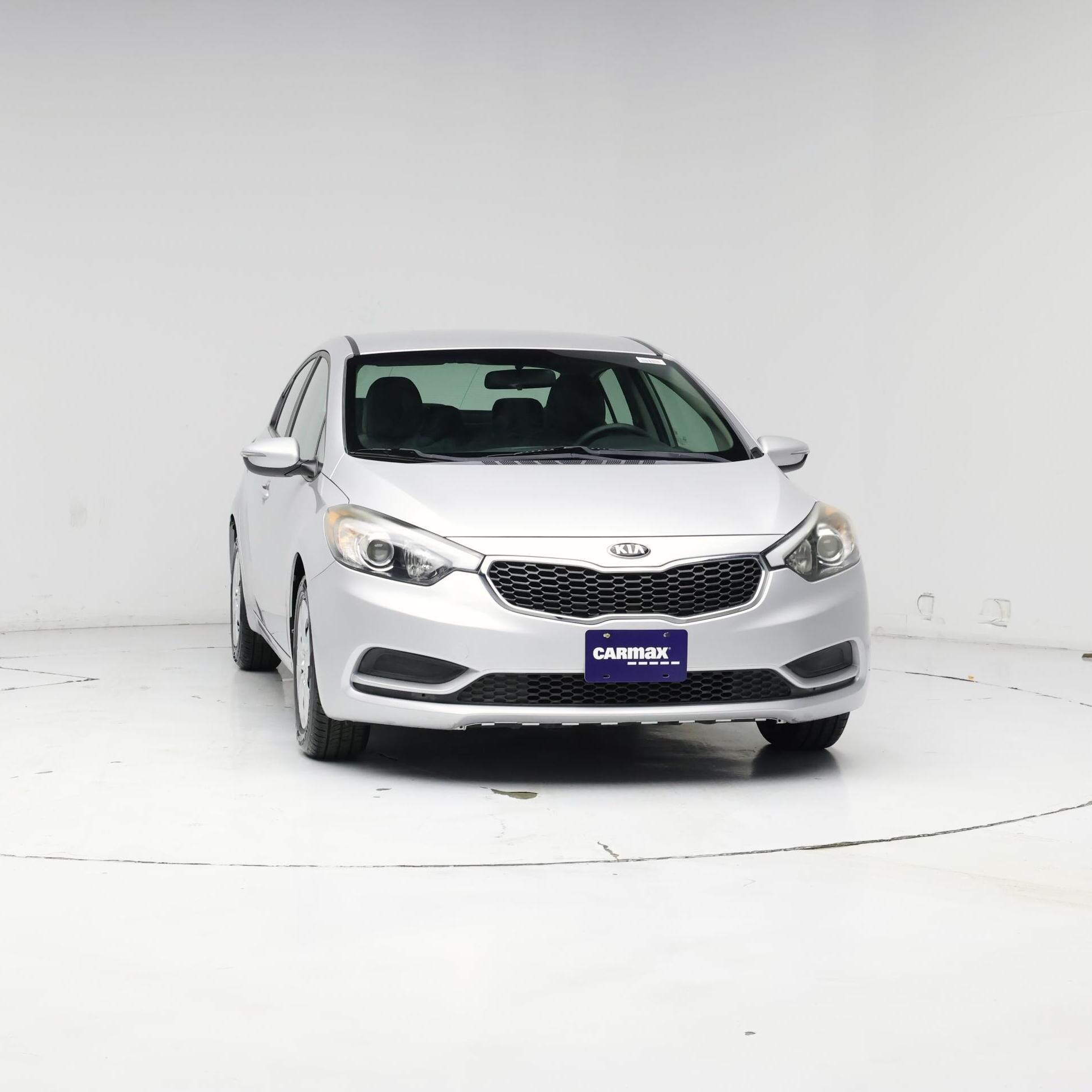 Thumbnail: 2015 Kia Forte - 5
