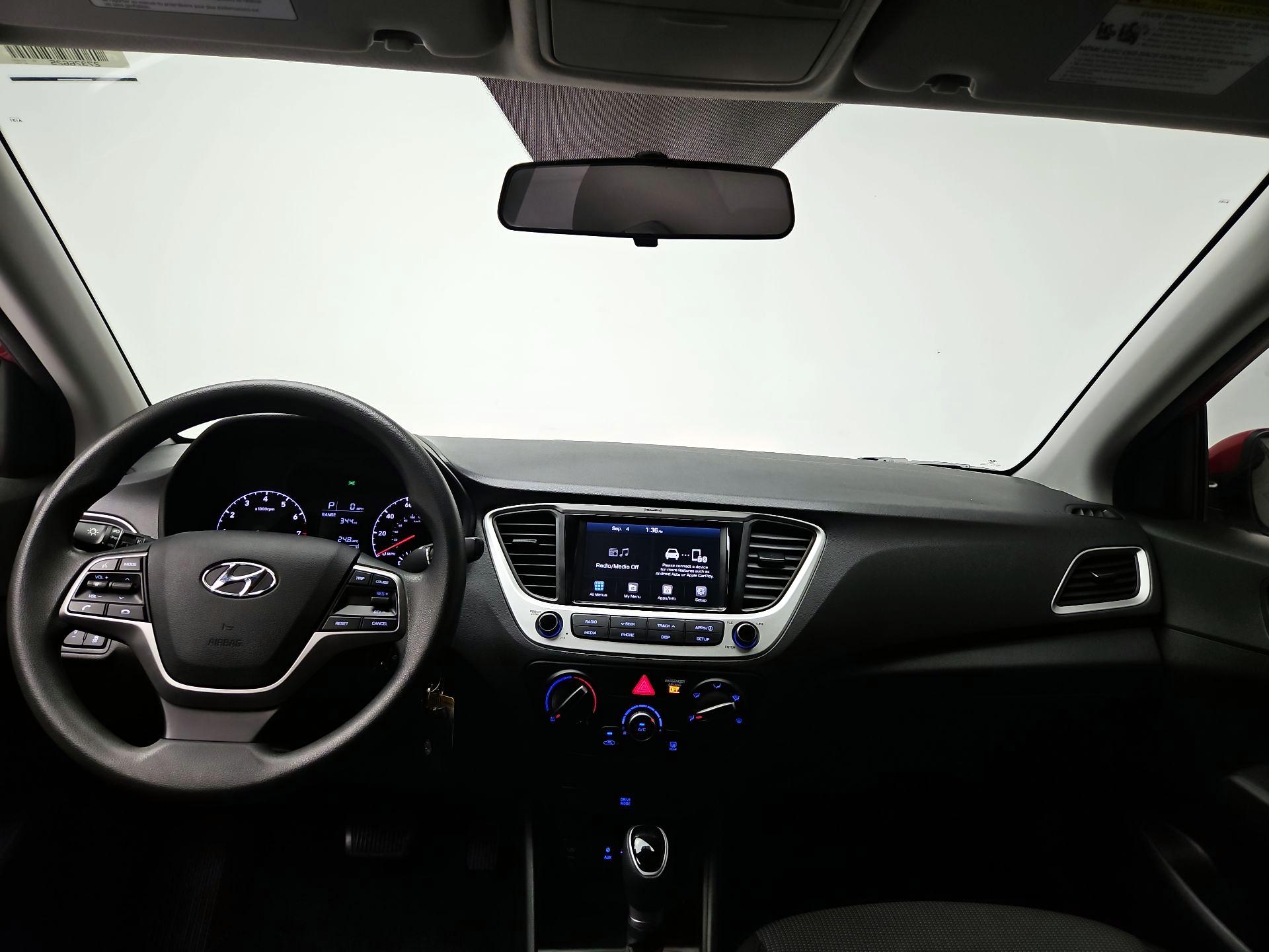 Thumbnail: 2022 Hyundai Accent - 9