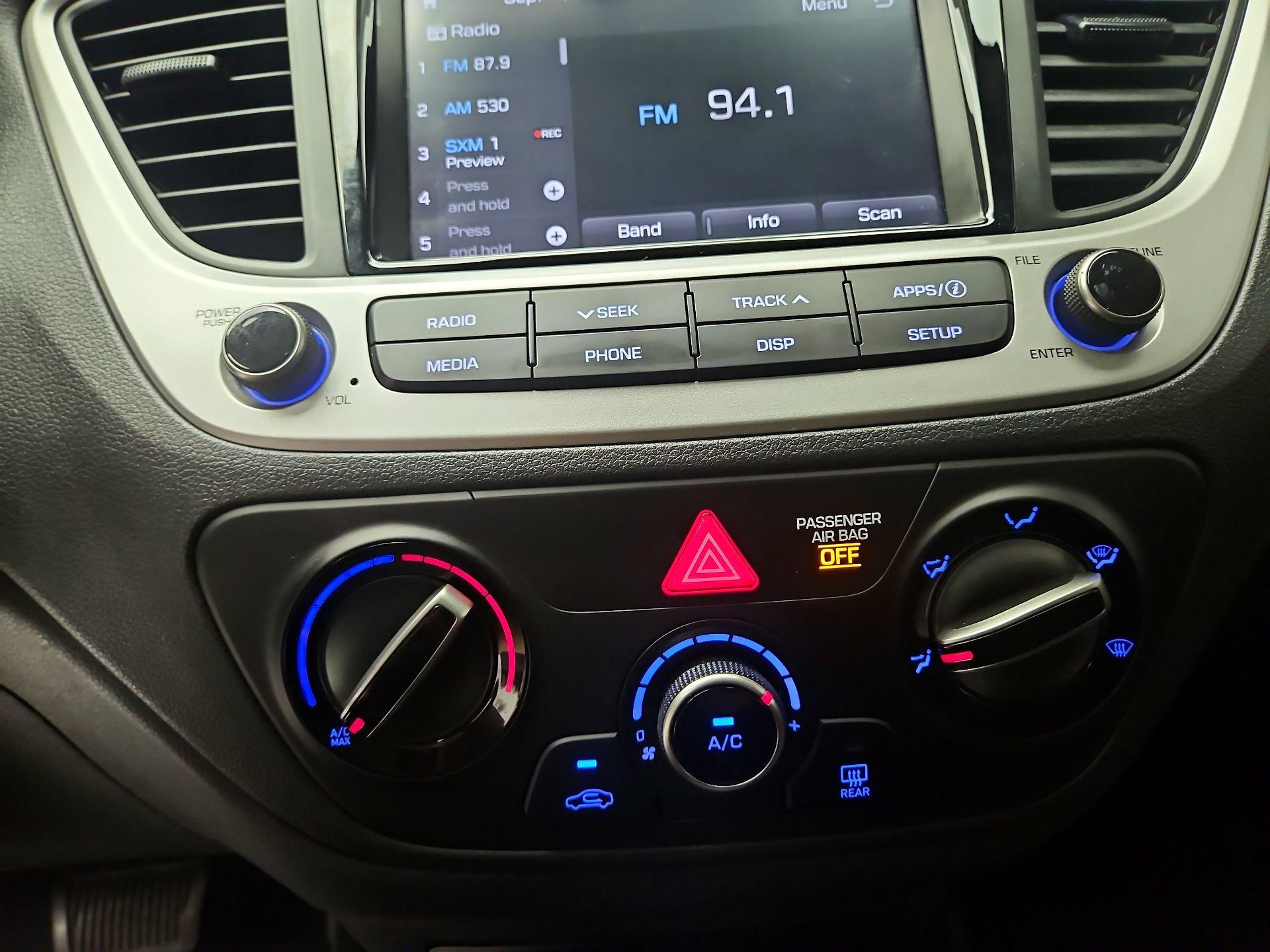 Thumbnail: 2022 Hyundai Accent - 16