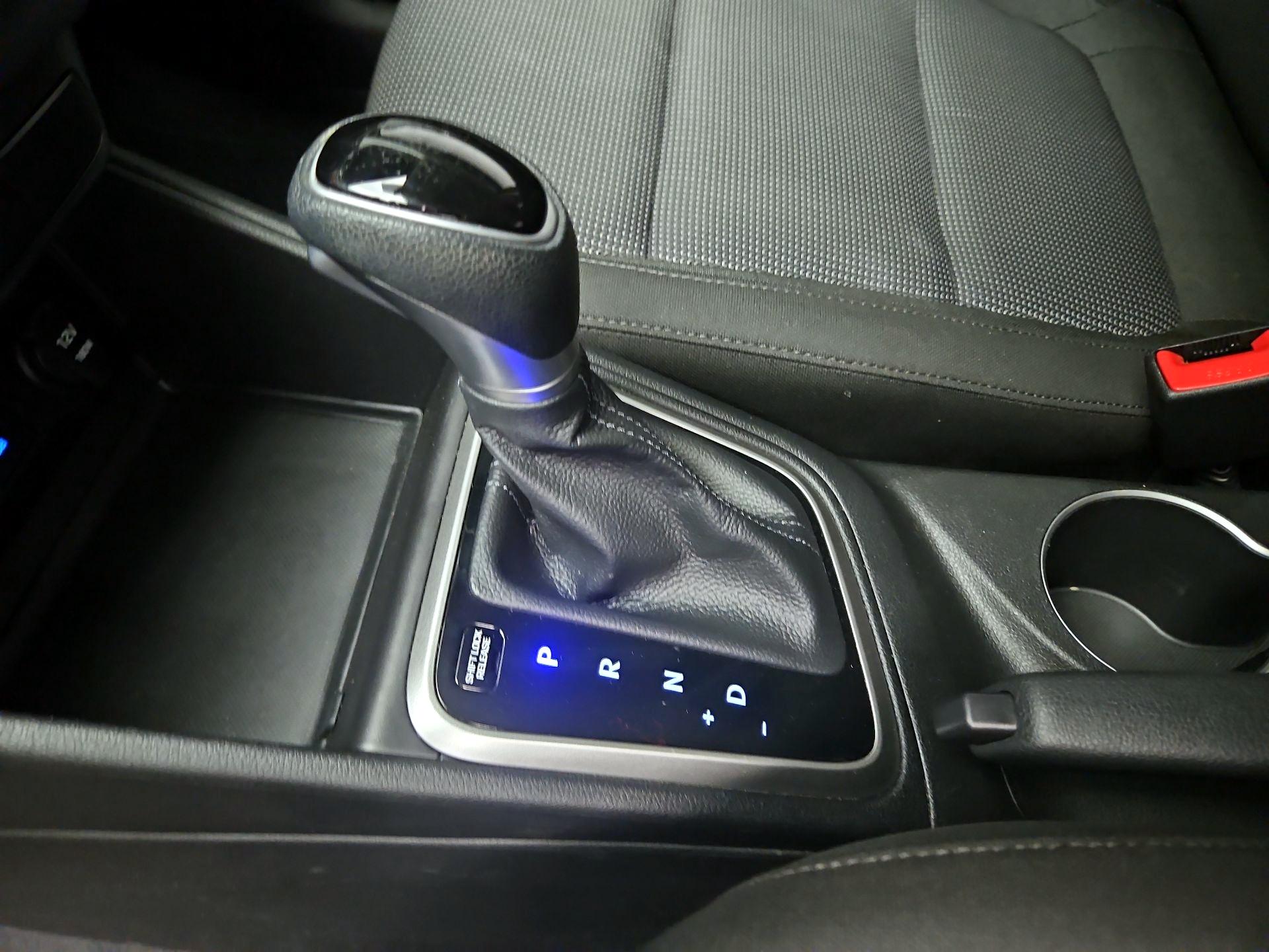 Thumbnail: 2022 Hyundai Accent - 17