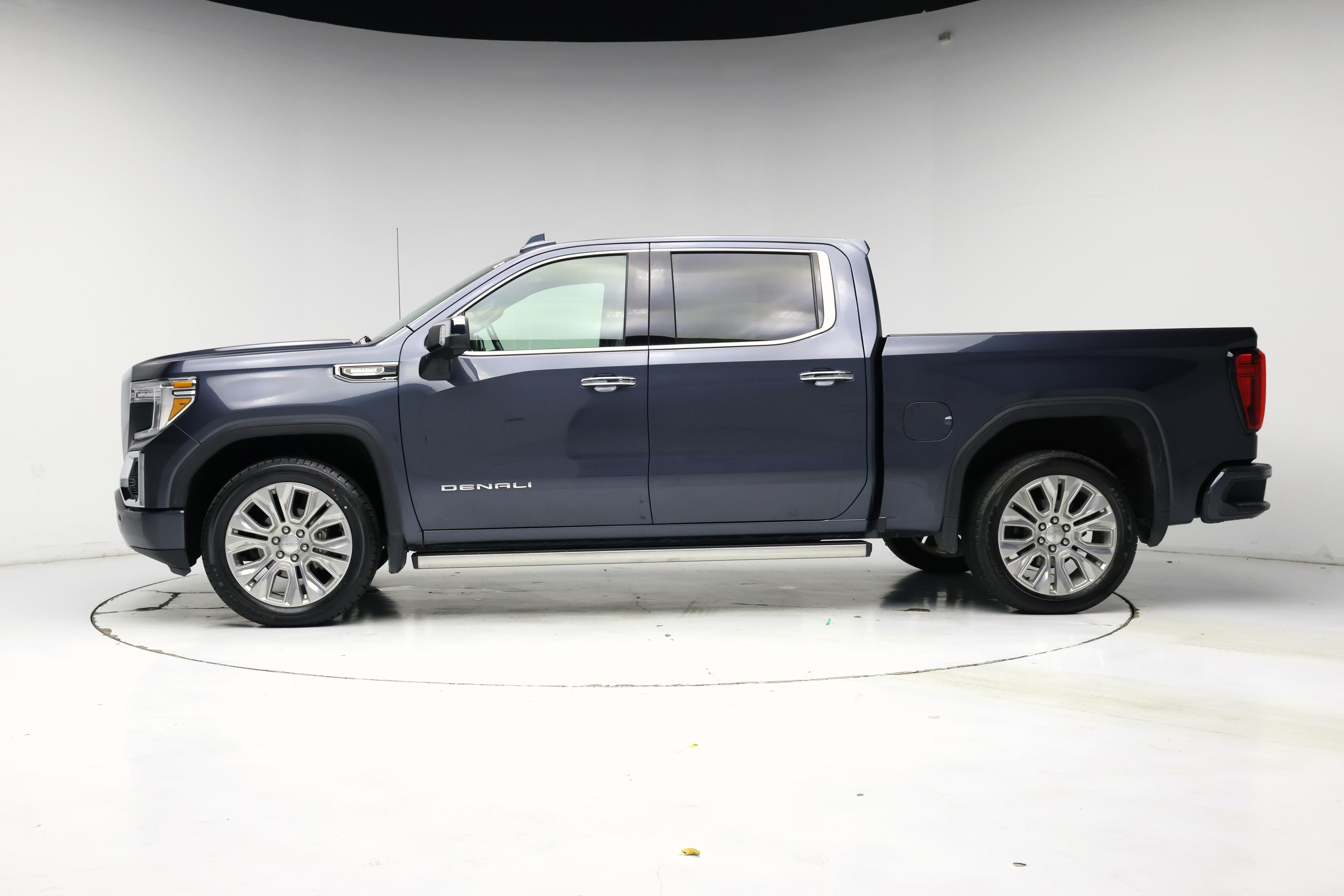 Thumbnail: 2022 GMC Sierra 1500 - 3