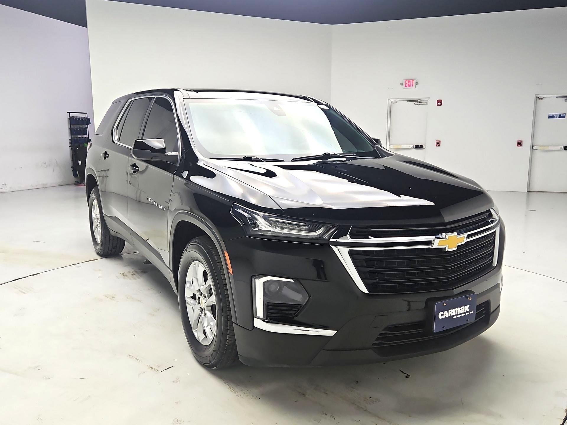 Thumbnail: 2023 Chevrolet Traverse - 1