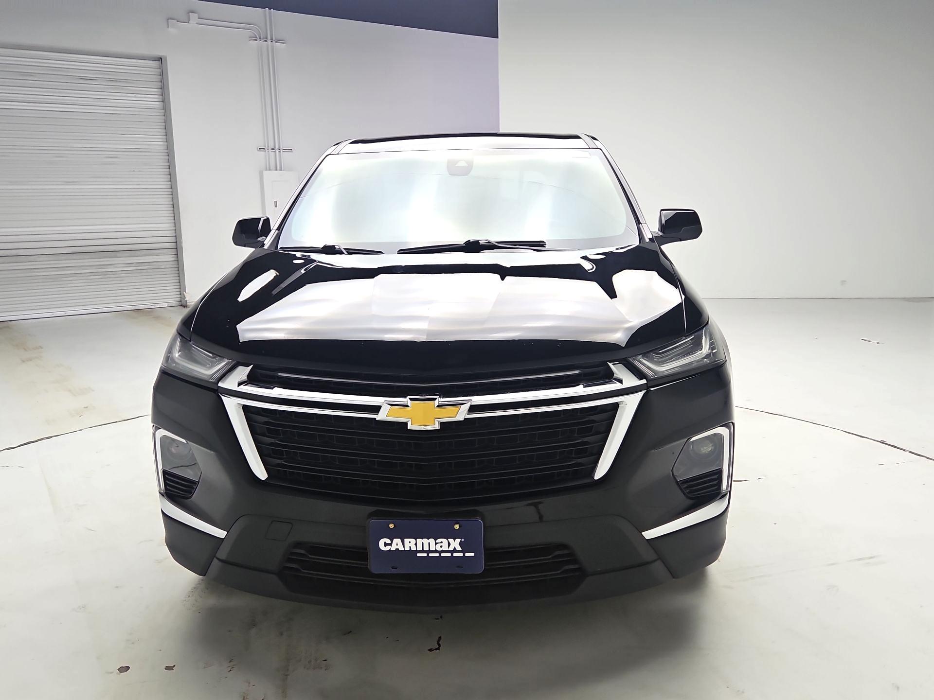 Thumbnail: 2023 Chevrolet Traverse - 2