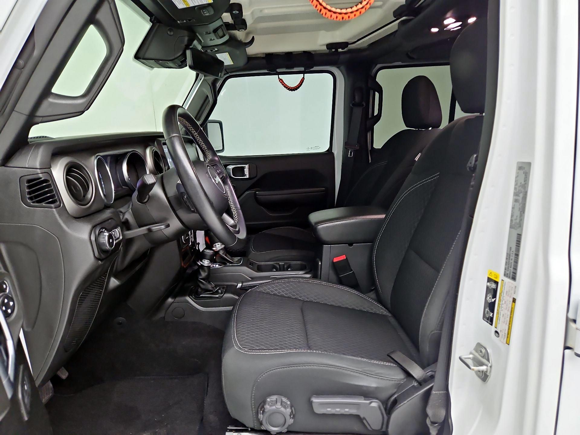 Thumbnail: 2021 Jeep Wrangler - 11