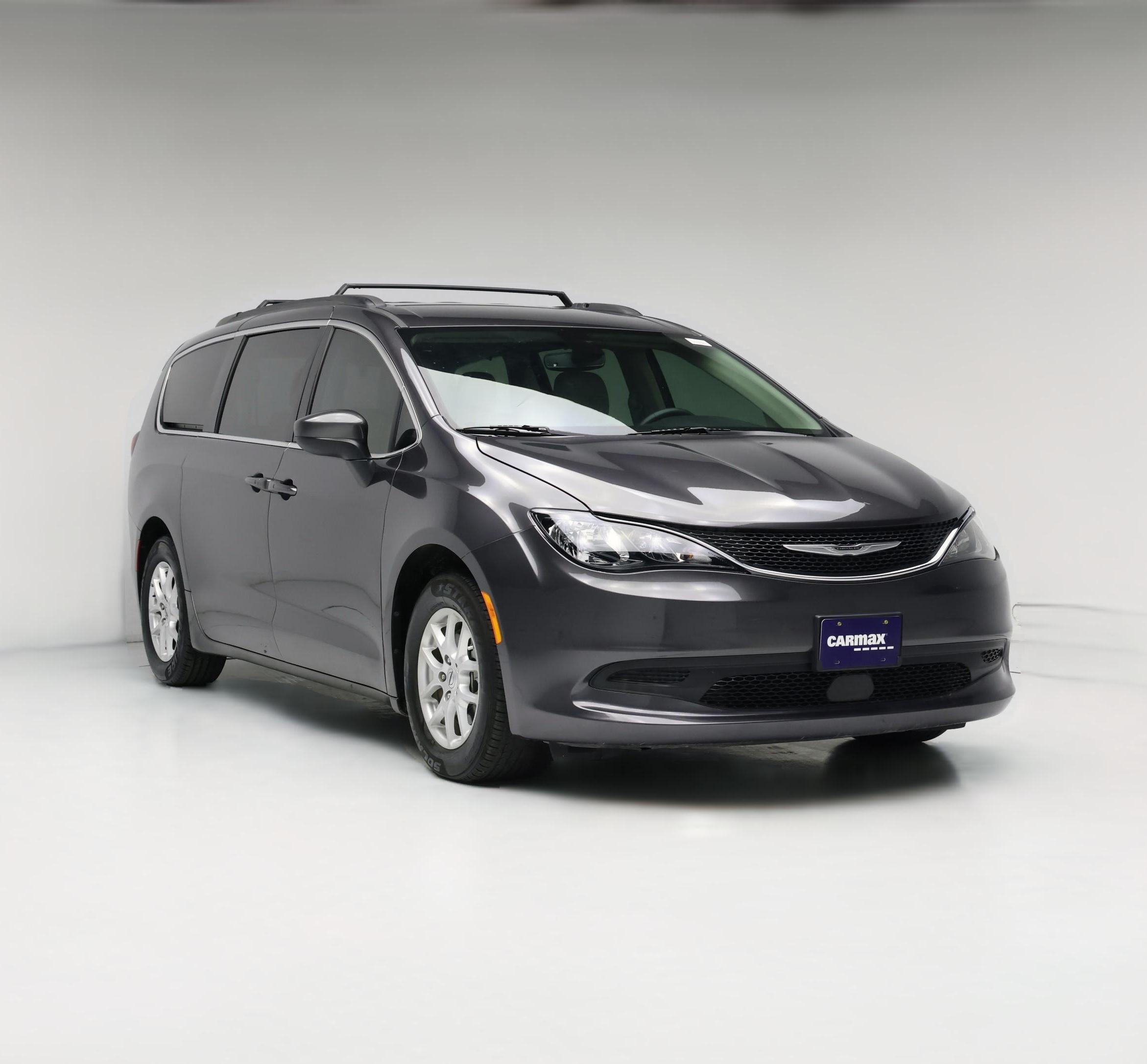 Thumbnail: 2021 Chrysler Voyager - 1