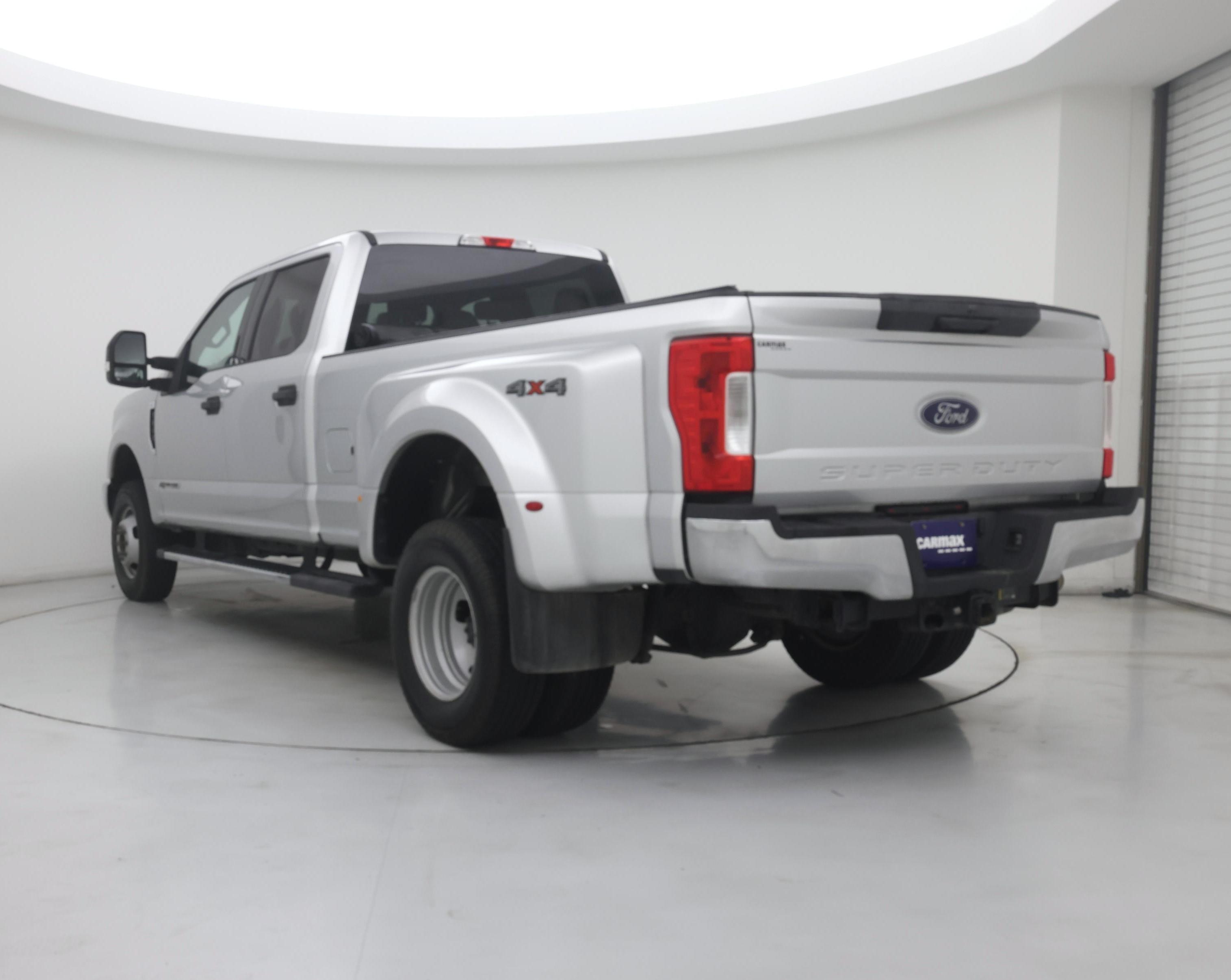Thumbnail: 2019 Ford F-350 - 2