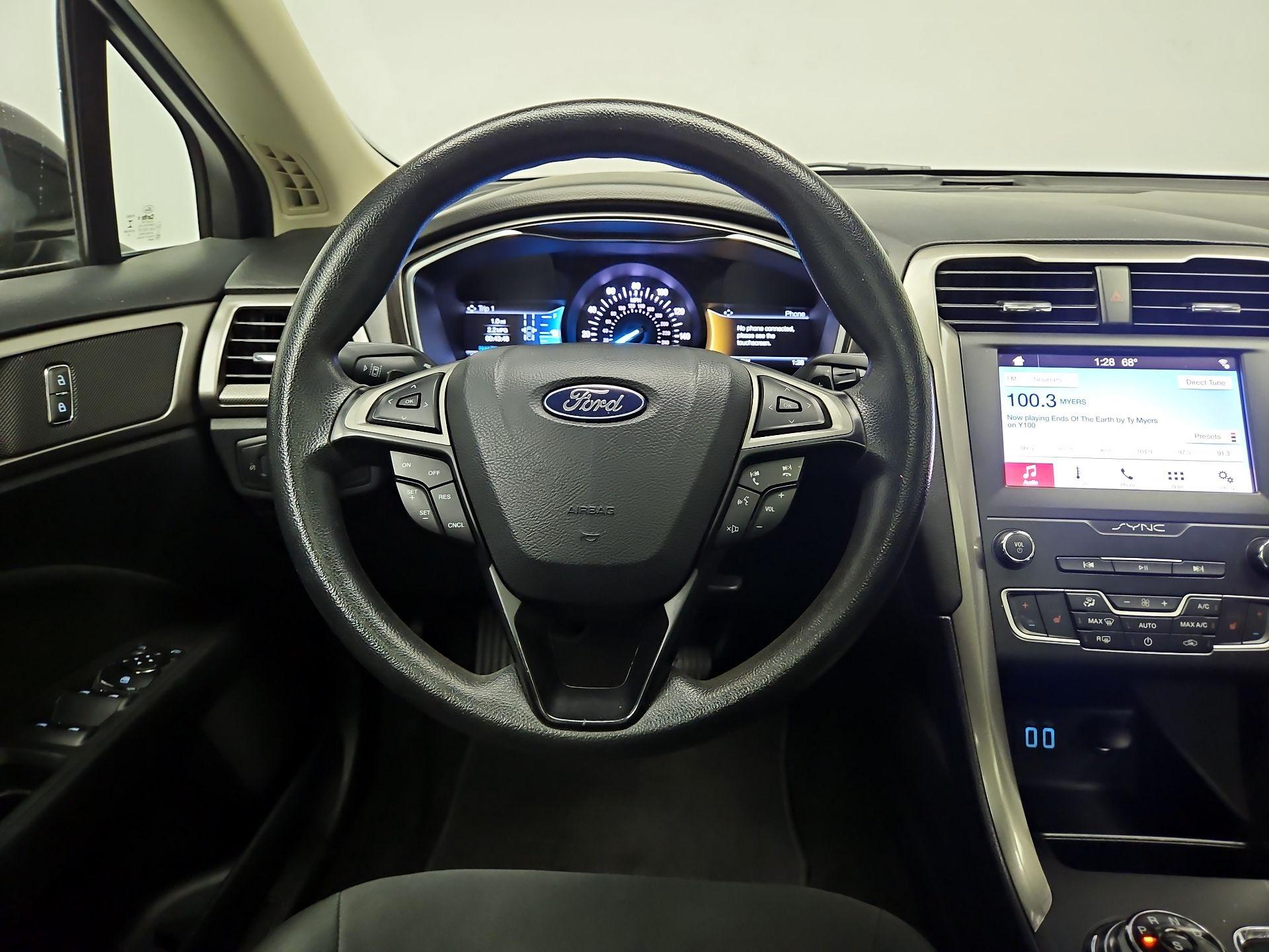Thumbnail: 2019 Ford Fusion - 10