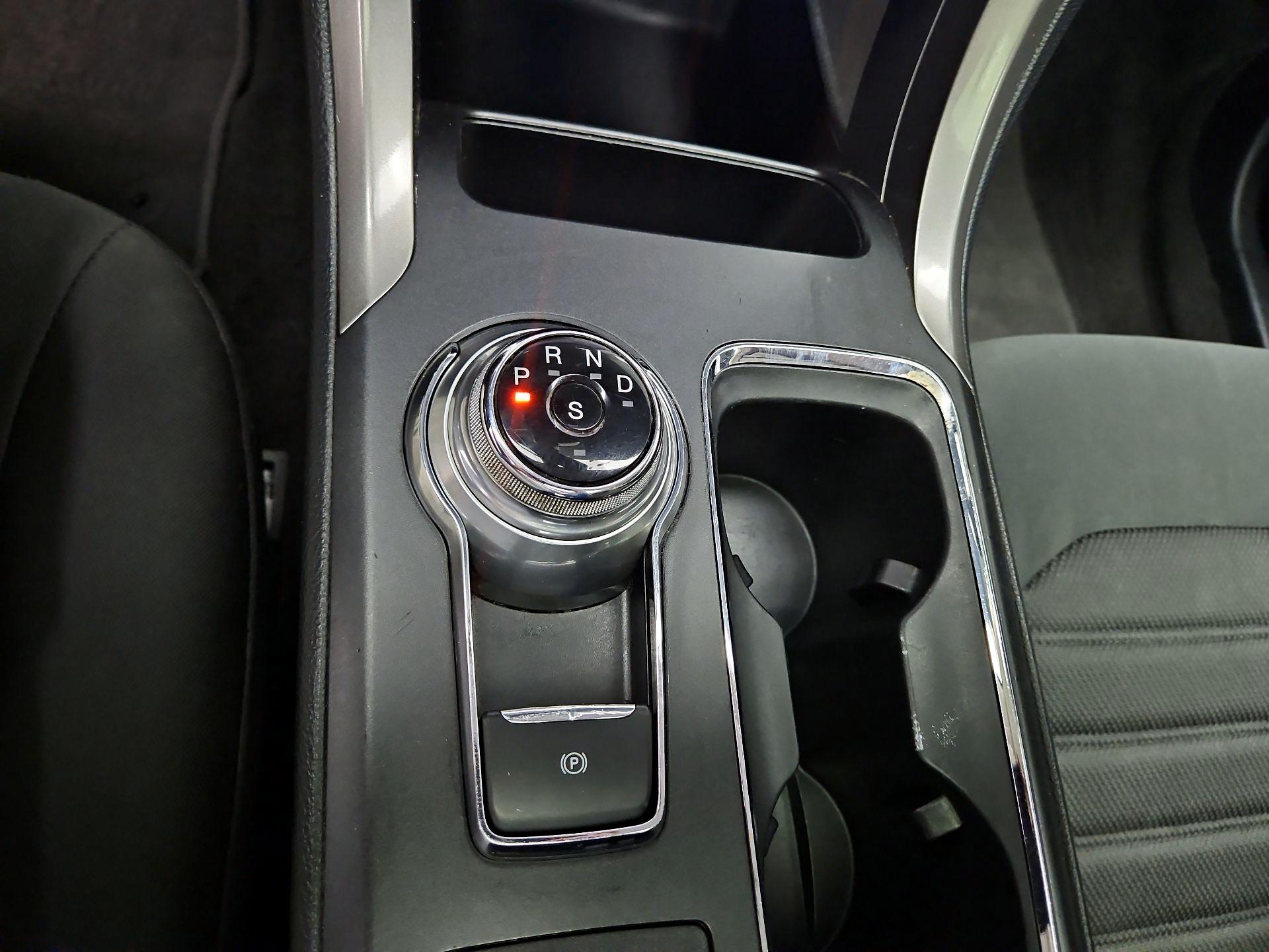 Thumbnail: 2019 Ford Fusion - 17