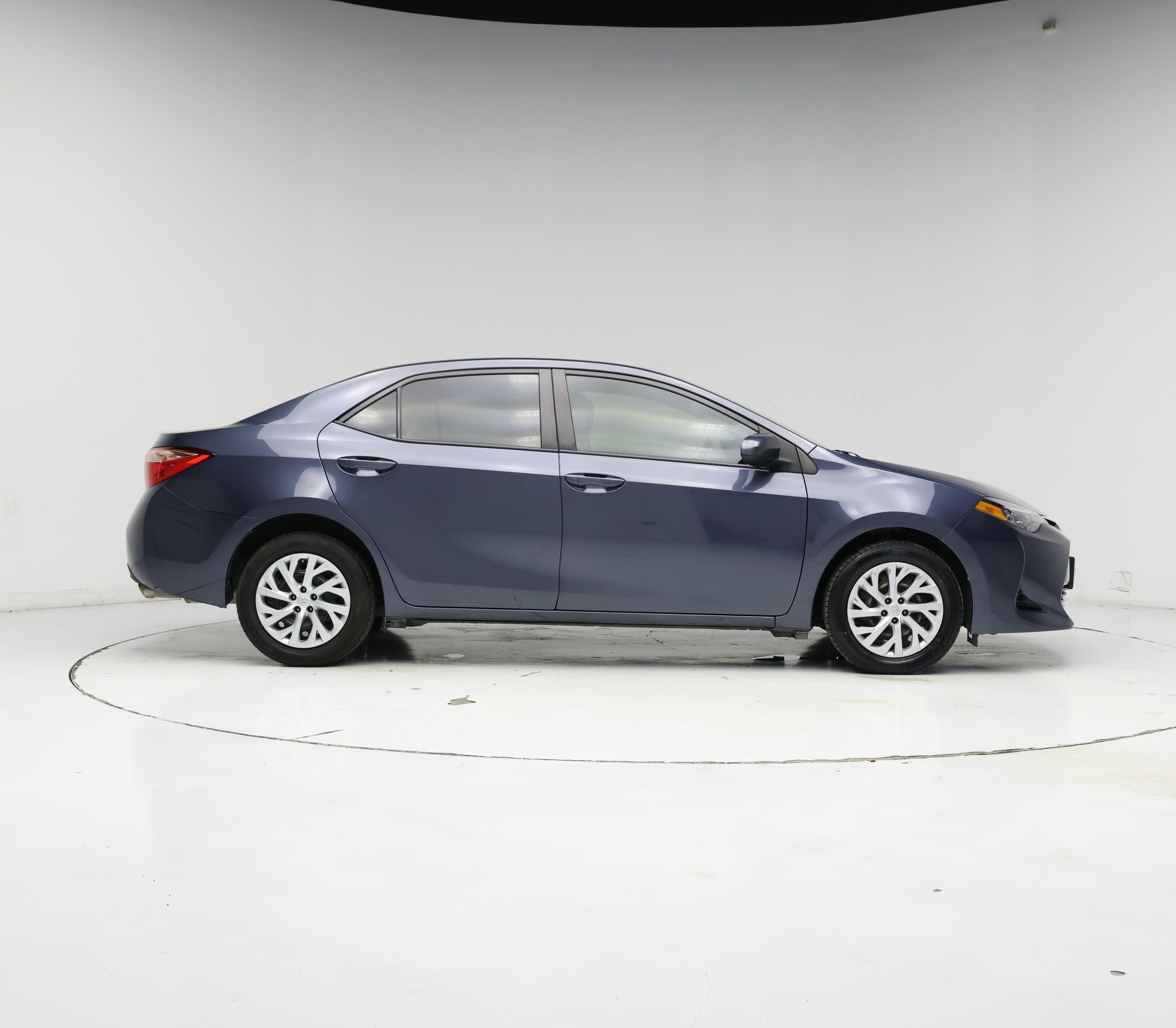Thumbnail: 2018 Toyota Corolla - 7