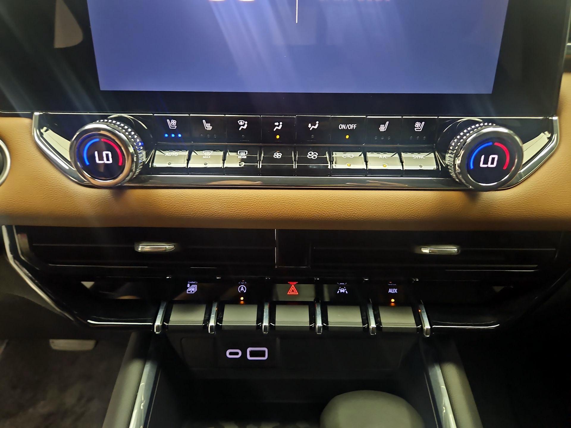 Thumbnail: 2023 GMC Canyon - 16